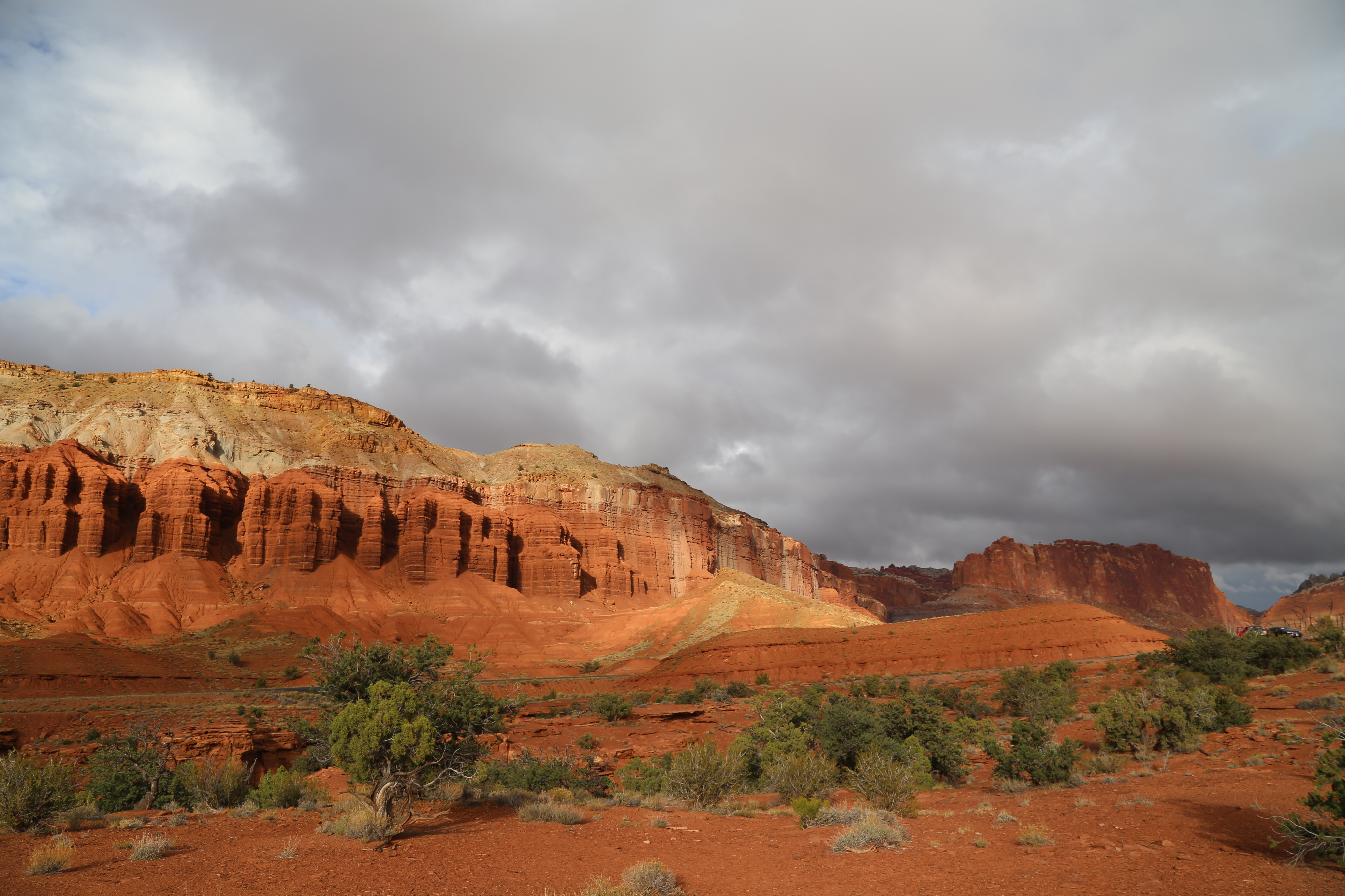 2015 Fall Break - Day 3 - Capitol Reef National Park (Gifford House Pies, Hickman Bridge Arch, Snakes Alive!, Picking Apples in the Fruita Pioneer Orchards, Goosenecks Overlook, Panorama Point), Eating Rattlesnakes at Cafe Diablo (Torrey, Utah)