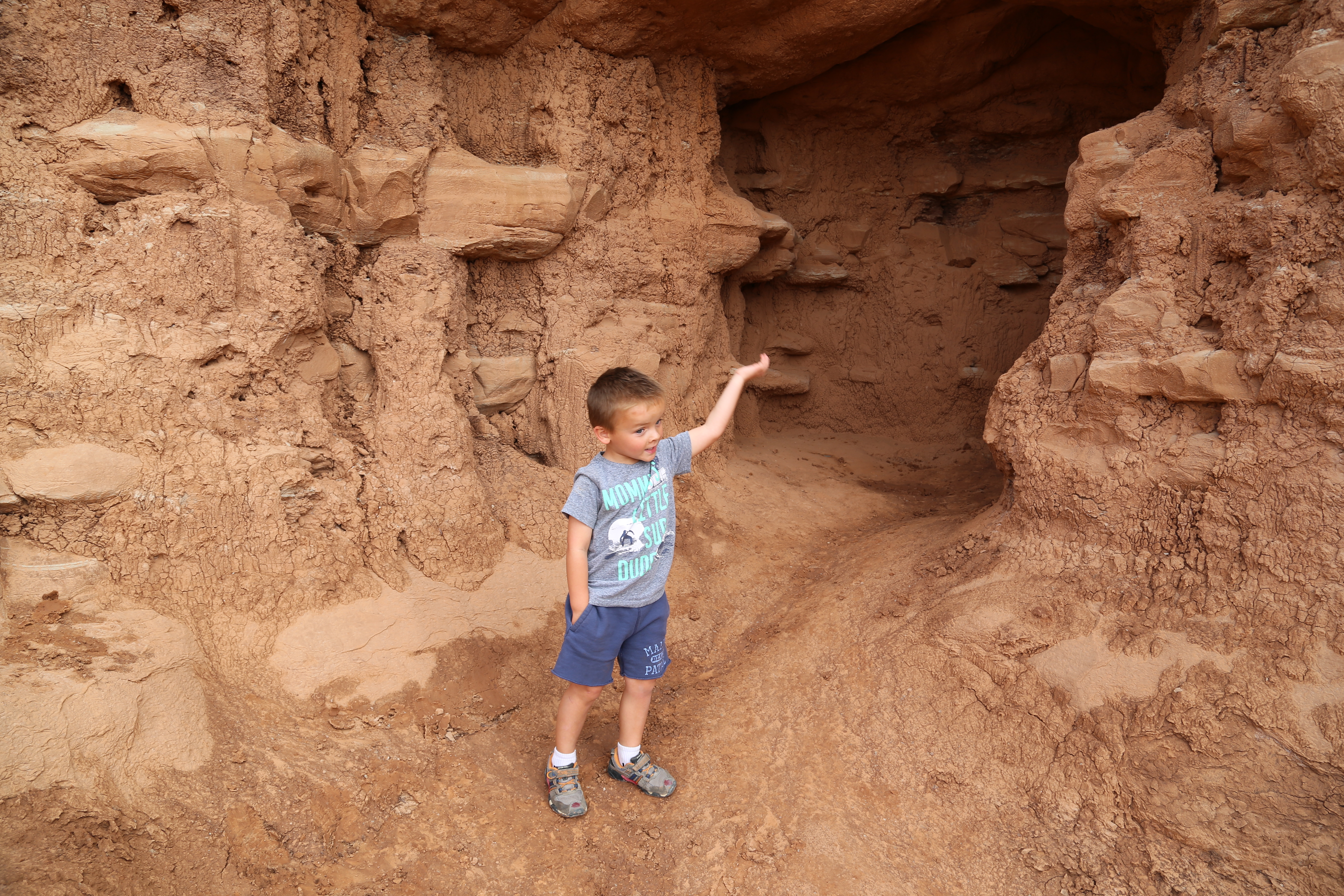 2015 Fall Break - Day 4 - Goblin Valley State Park (Hiking Through the Goblins, Capture the Flag in the Goblins), Capitol Reef National Park (Gifford House Pies, Behunin Cabin), More Homemade Pie at Capitol Reef Inn & Cafe (Torrey, Utah)