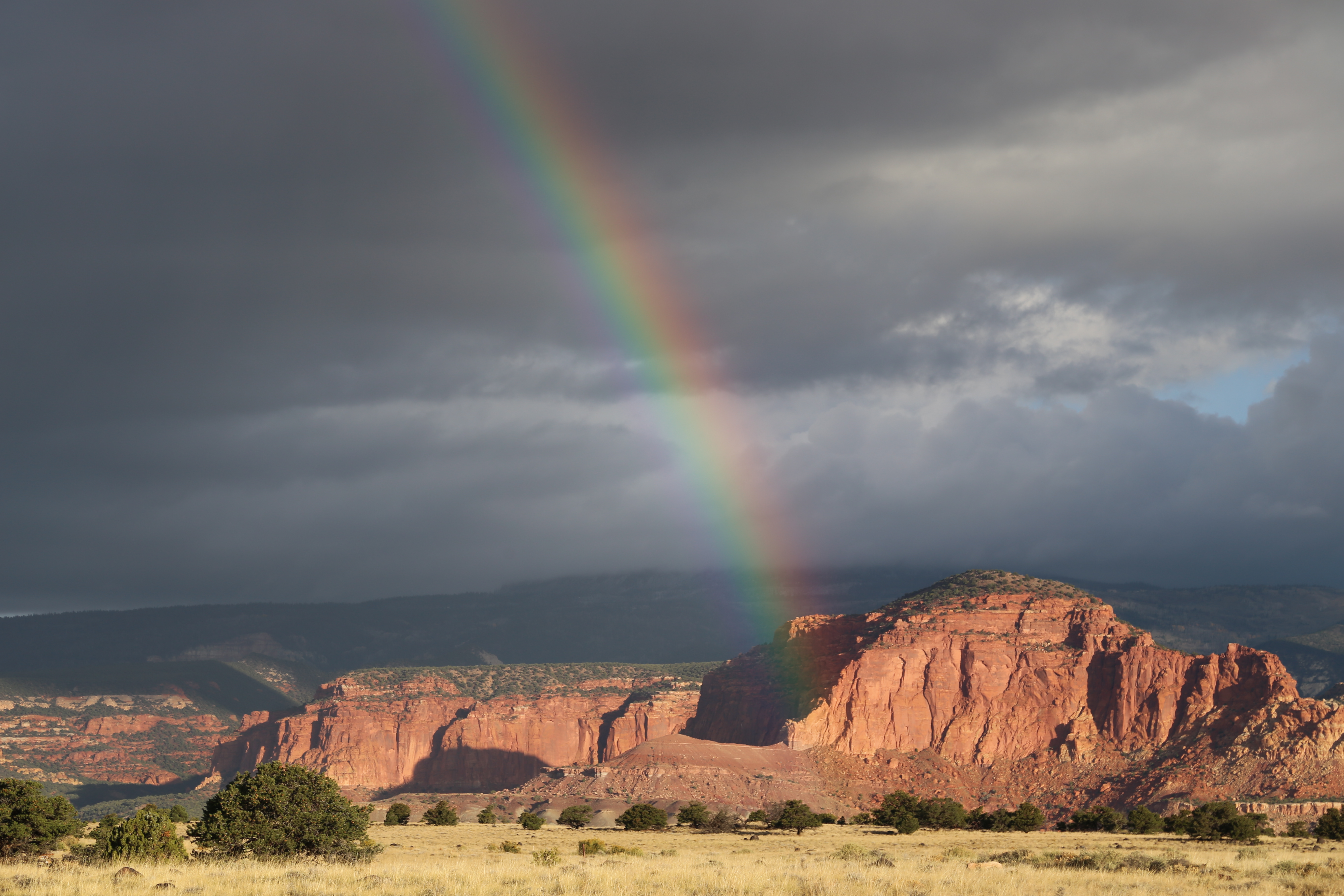 2015 Fall Break - Day 5 - Capitol Reef National Park (Breakfast at Broken Spur Inn & Steakhouse, Sunset Point, Goosenecks Point, Junior Rangers, Fremont Petroglyph Panel), Cornbelly's (Lehi, Utah)