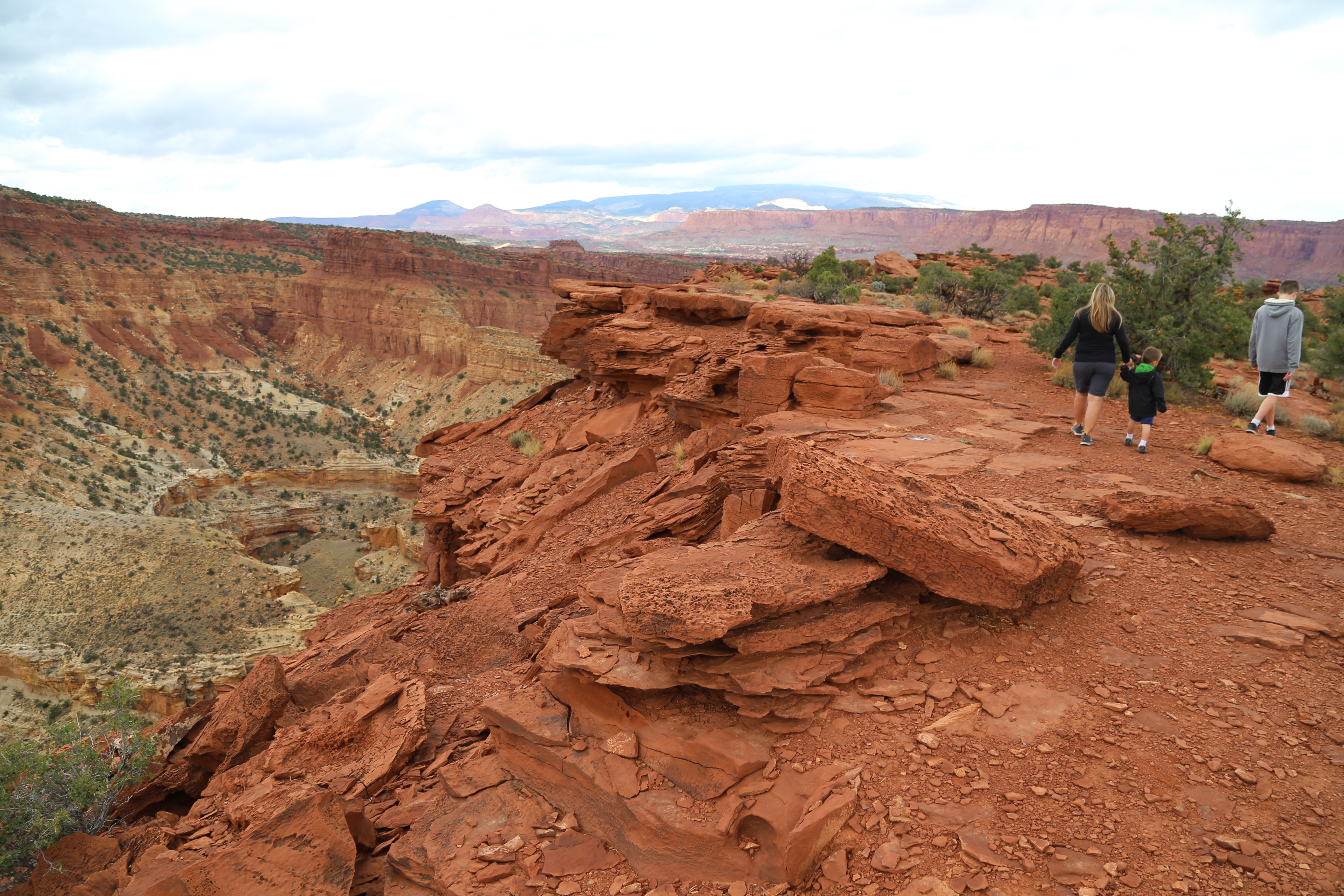 2015 Fall Break - Day 5 - Capitol Reef National Park (Breakfast at Broken Spur Inn & Steakhouse, Sunset Point, Goosenecks Point, Junior Rangers, Fremont Petroglyph Panel), Cornbelly's (Lehi, Utah)