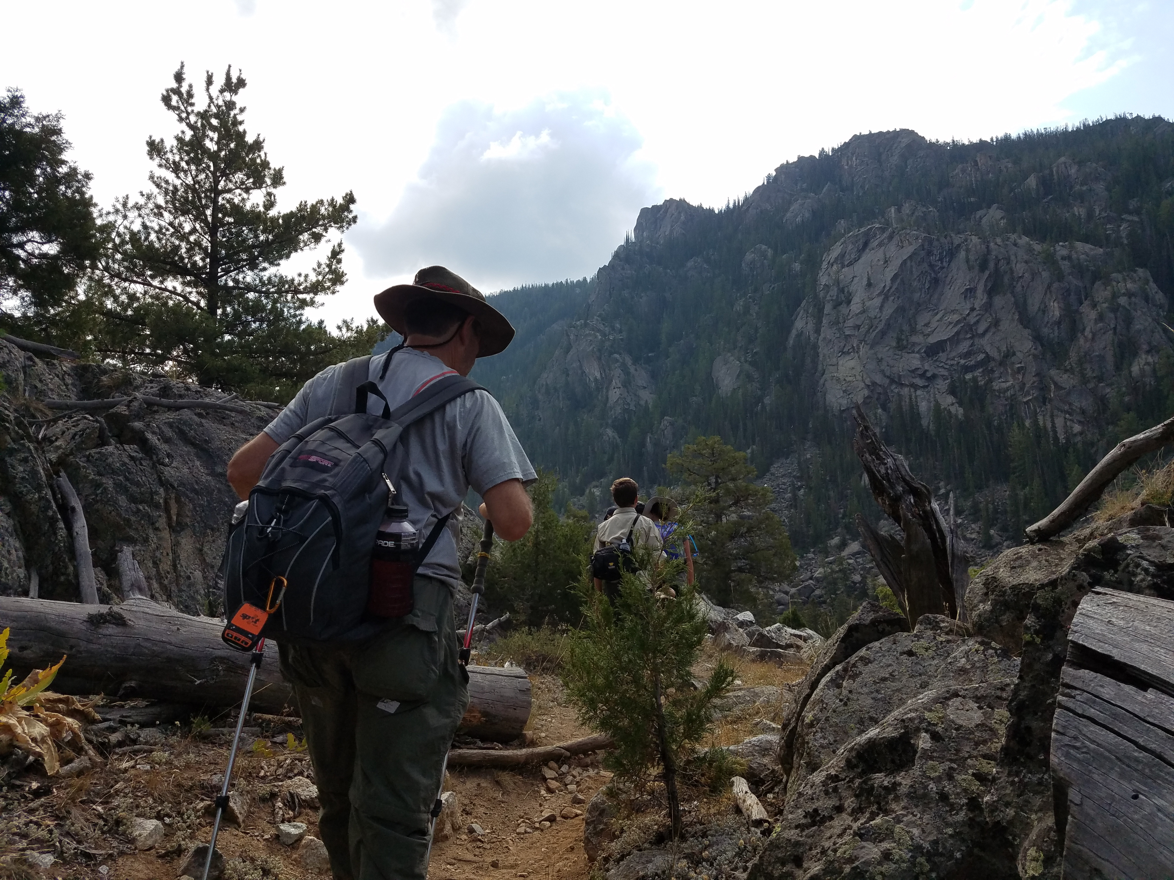 2017 Wind River Trip - Day 2 - Boulder Lake to Mt. Victor Basecamp (17.53 Miles, 4003 ft. Climb) (Wind River Range, Wyoming) 