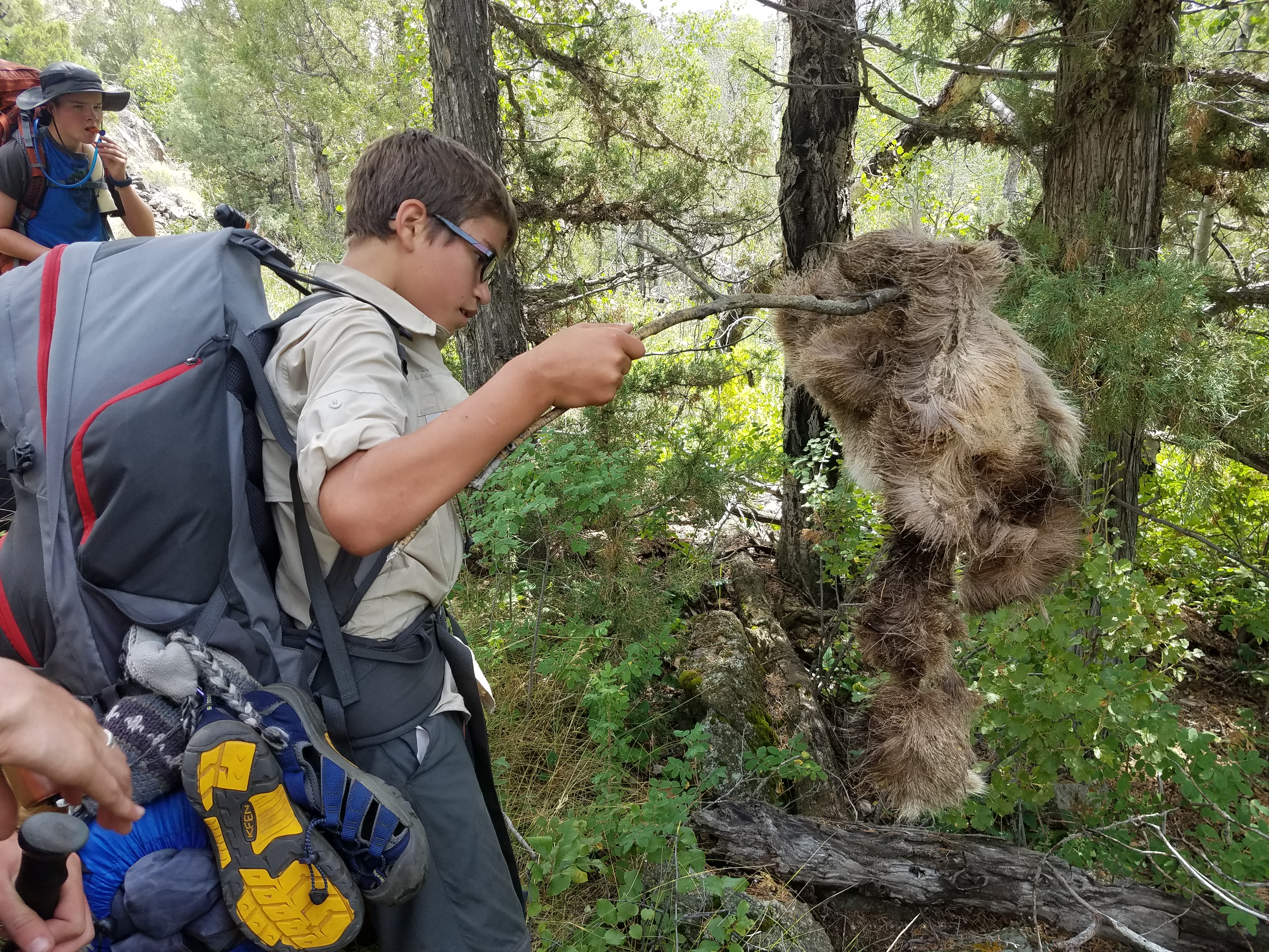 2017 Wind River Trip - Day 8 - Coyote Lake to Boulder Lake, Ethan's Exploding Pillow, Grizzly Bear Challenge, Dead Car Battery & Broken Key, Wind River Brewing Company, Toilet (Wind River Range, Wyoming)