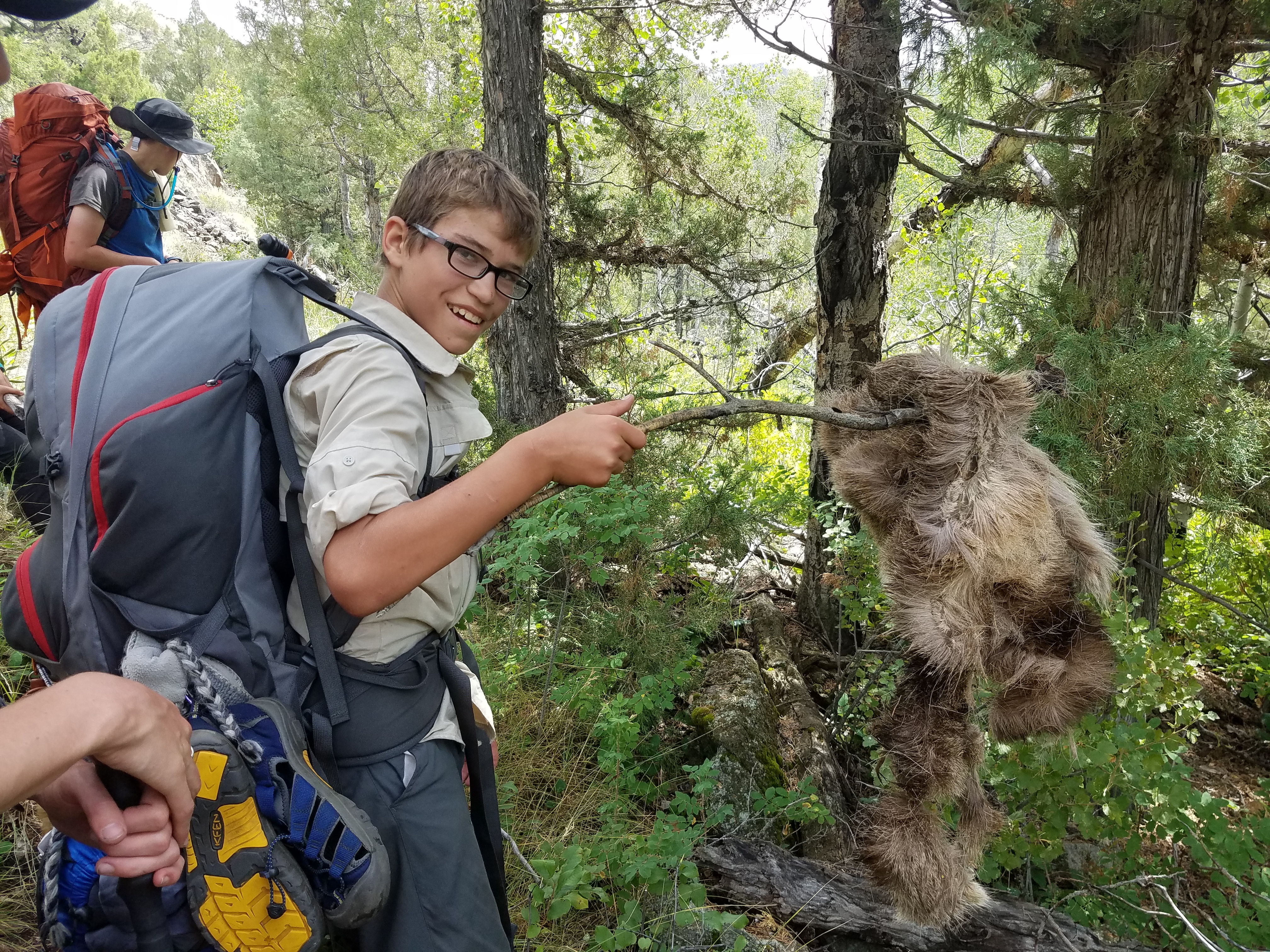 2017 Wind River Trip - Day 8 - Coyote Lake to Boulder Lake, Ethan's Exploding Pillow, Grizzly Bear Challenge, Dead Car Battery & Broken Key, Wind River Brewing Company, Toilet (Wind River Range, Wyoming)