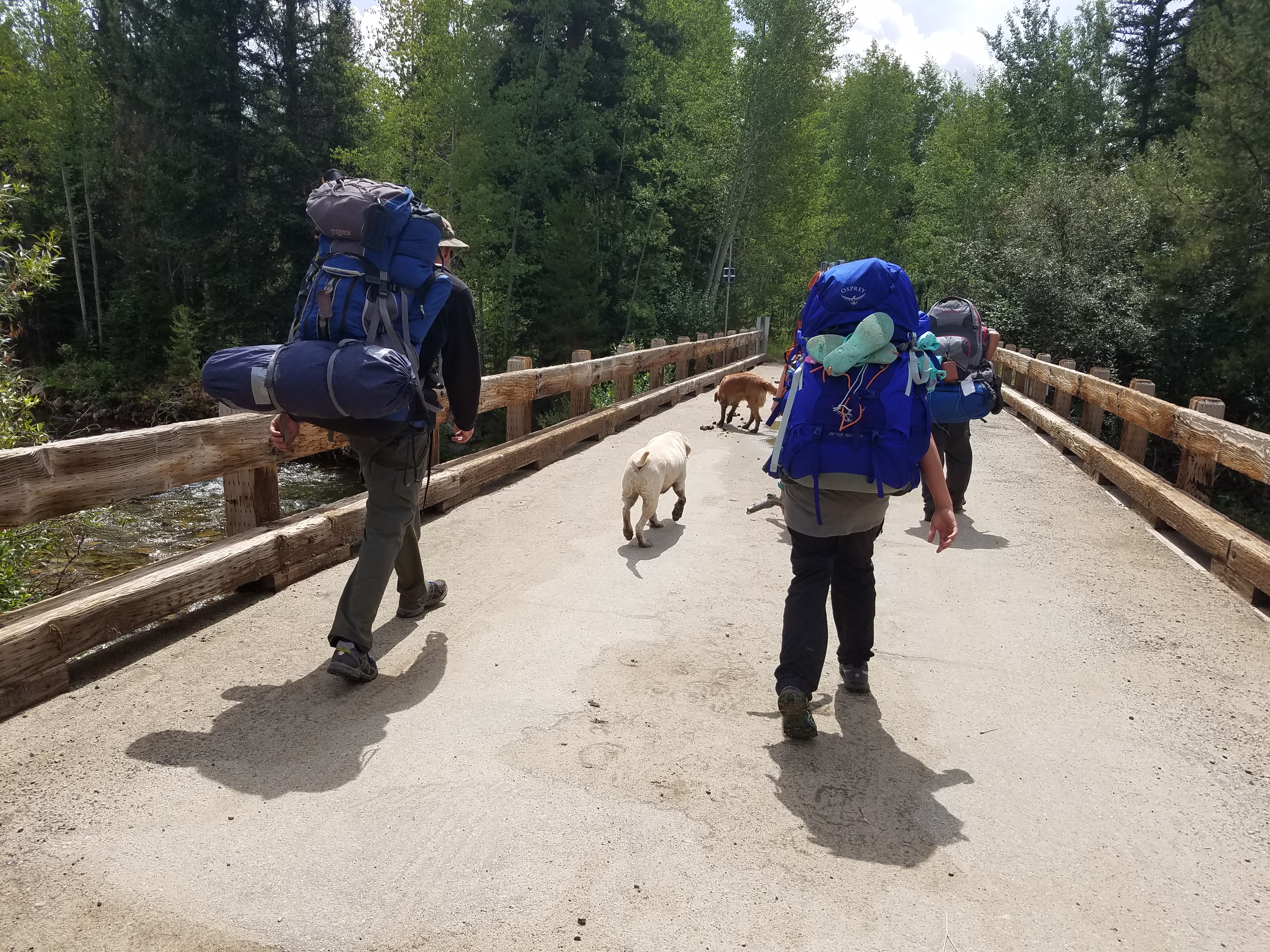 2017 Wind River Trip - Day 8 - Coyote Lake to Boulder Lake, Ethan's Exploding Pillow, Grizzly Bear Challenge, Dead Car Battery & Broken Key, Wind River Brewing Company, Toilet (Wind River Range, Wyoming)