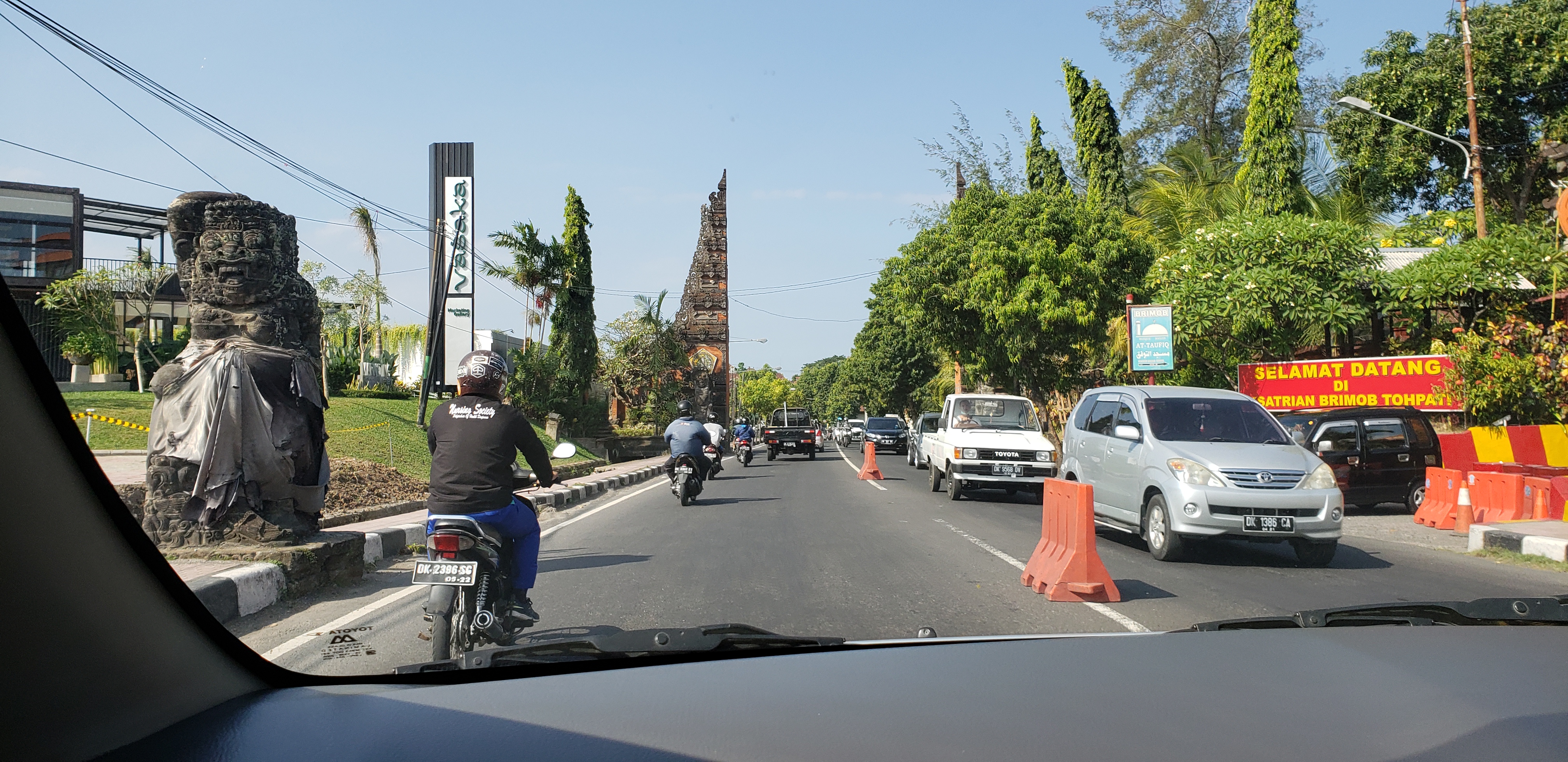 2018 Southesat Asia Trip Day 4 - Ubud, Bali, Indonesia (Satori Villas - Wayan & Ketut, Ubud Rice Fields, Fireflies, Sweet Orange Warung, Geckos, Swimming at the Villa)