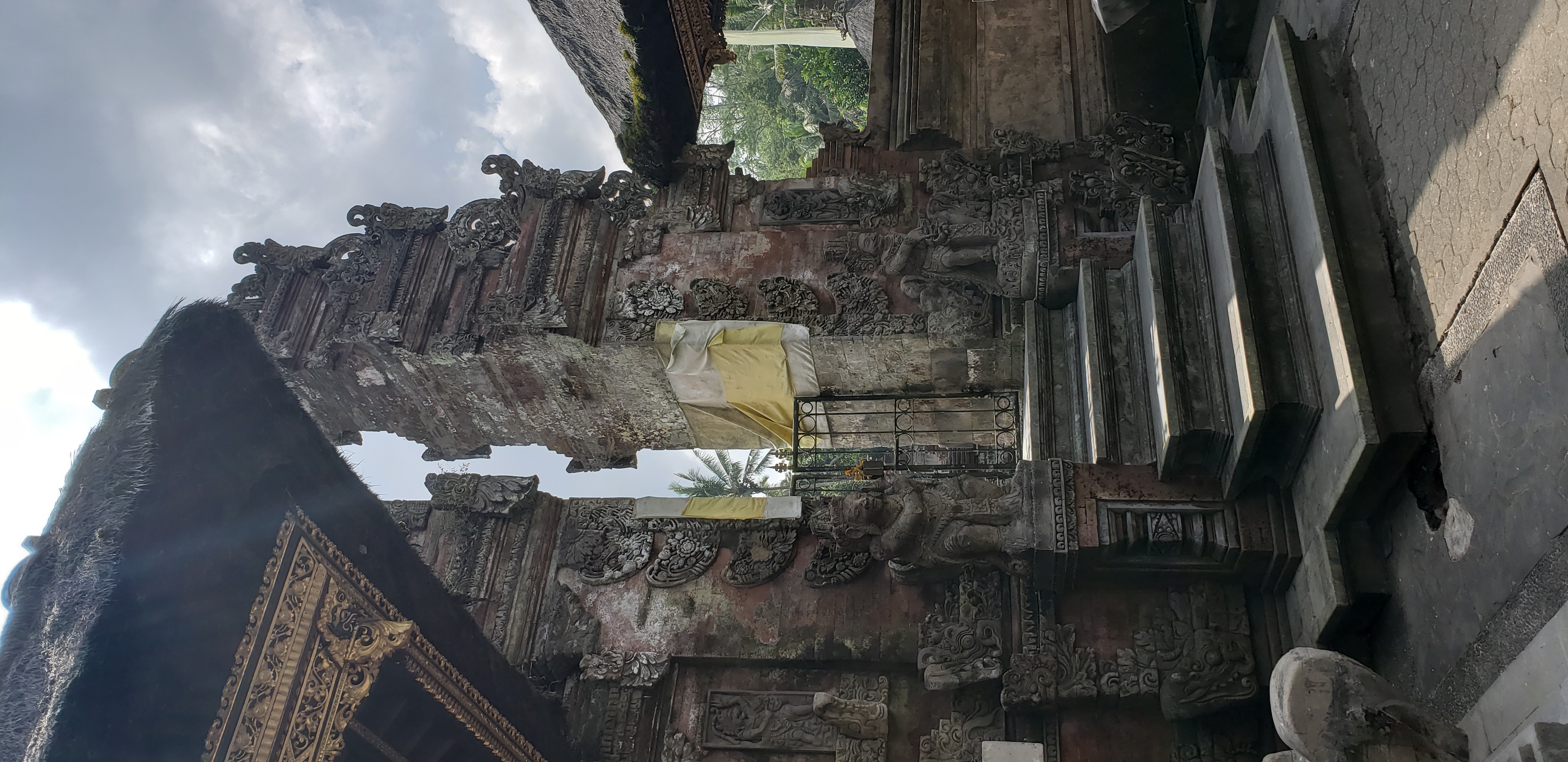 2018 Southeast Asia Trip Day 6 - Ubud, Bali, Indonesia (Mount Agung Volcano in Distance, Tegallalang Rice Terraces, Tirta Empul (Hindu Balinese Water Temple), Wearing Sarongs, Satria Agrowisata Coffee Plantation, Civet Cat Poop, Tibumana Waterfall)