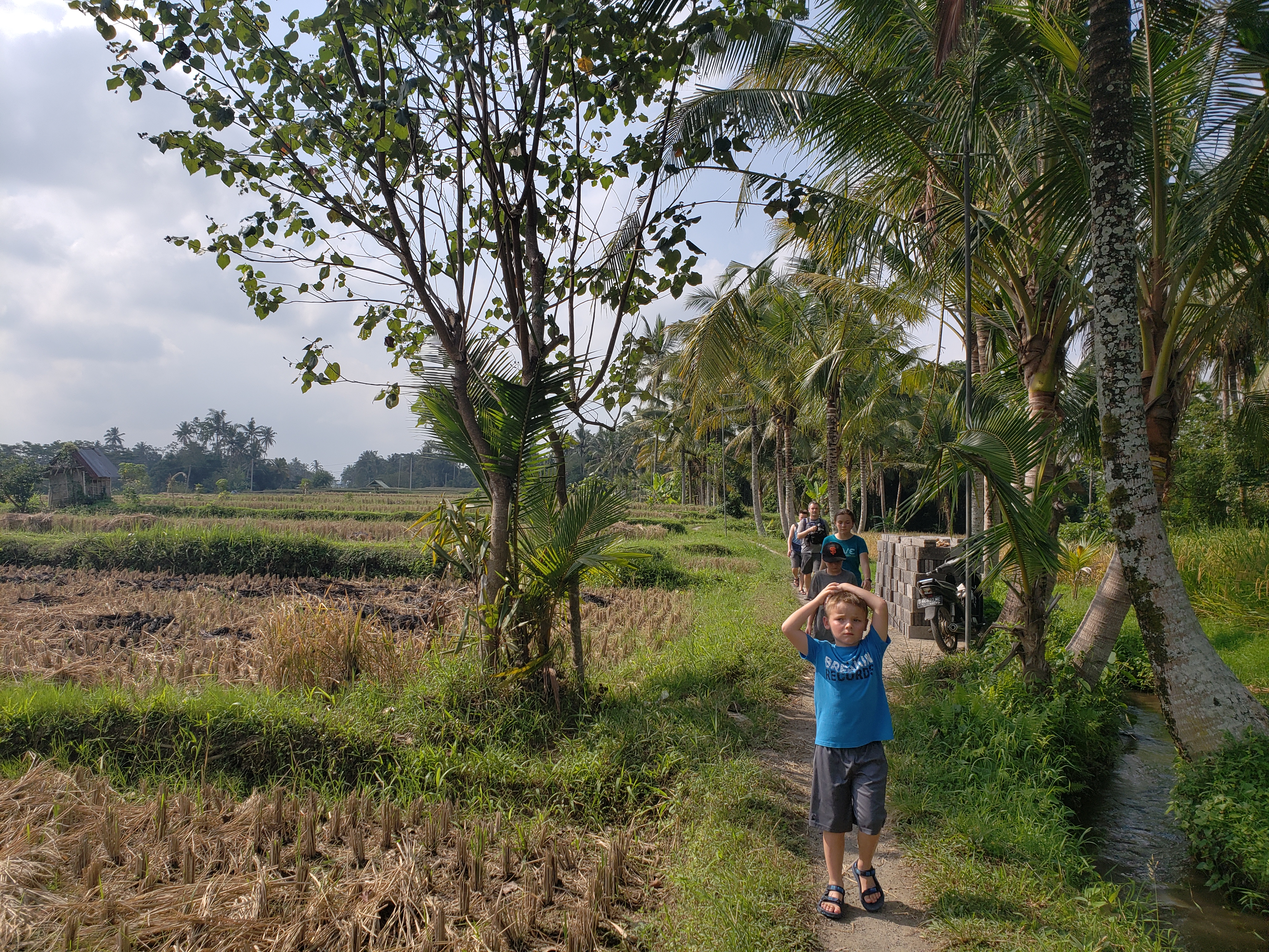 2018 Southeast Asia Trip Day 7 - Ubud, Bali, Indonesia (Dicarik Warung Balinese Cooking Class, Turmeric Stained Hands, Juwuk Manis Rice Fields Walk, Saraswati Temple, Scooter Rides, Wayan's Homemade Balinese Meal, Legong and Barong Dance Pura Dalem Ubud)