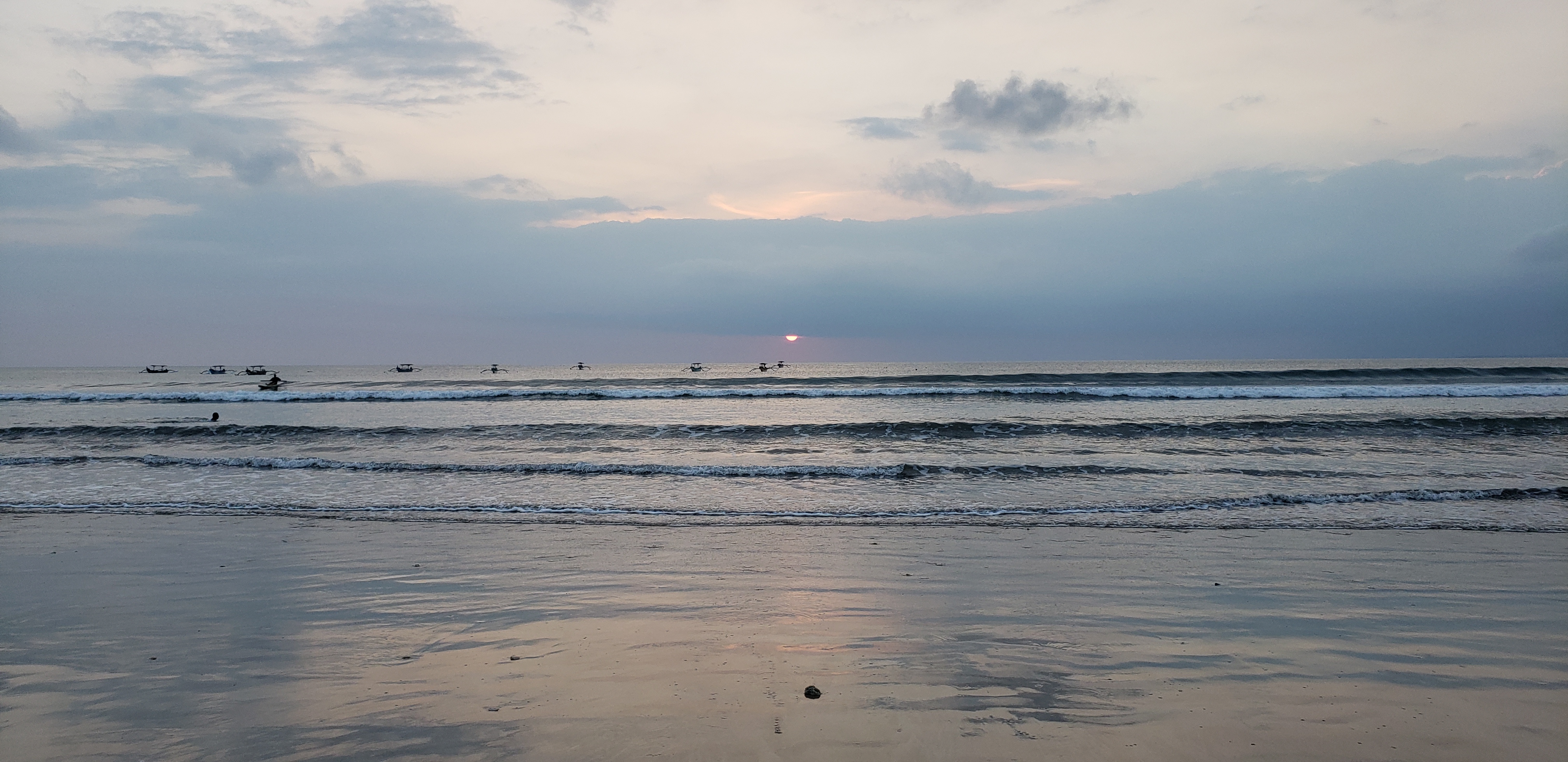 2018 Southeast Asia Trip Day 8 - Kuta, Bali, Indonesia (Playing with Gede, Pura Taman Ayun Temple, Tanah Lot Temple, Eating Babi Guling @ Babi Guling Men Lari, Playing on Kuta Segara Beach, Swimming at Kuta Paradiso Hotel)