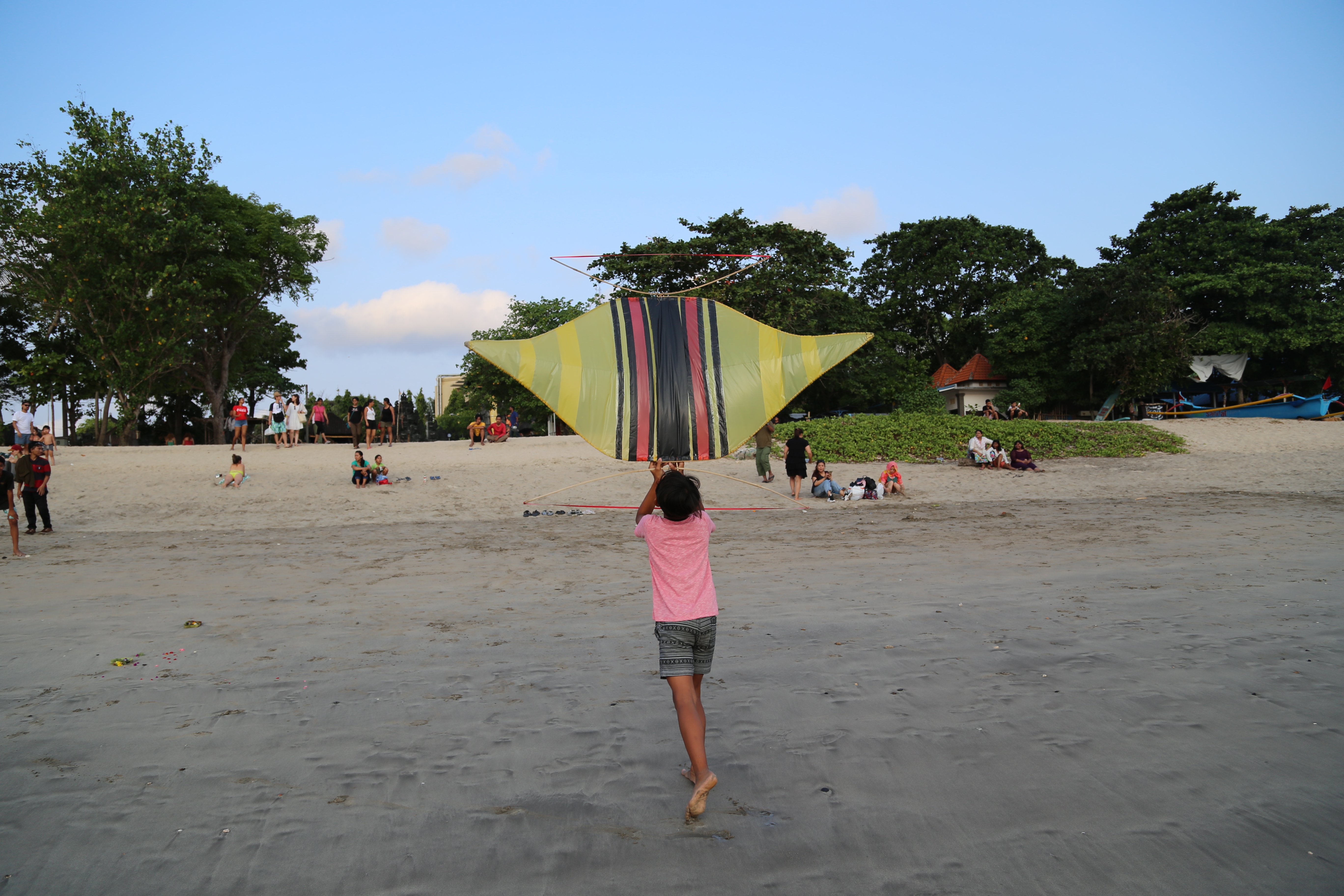 2018 Southeast Asia Trip Day 8 - Kuta, Bali, Indonesia (Playing with Gede, Pura Taman Ayun Temple, Tanah Lot Temple, Eating Babi Guling @ Babi Guling Men Lari, Playing on Kuta Segara Beach, Swimming at Kuta Paradiso Hotel)