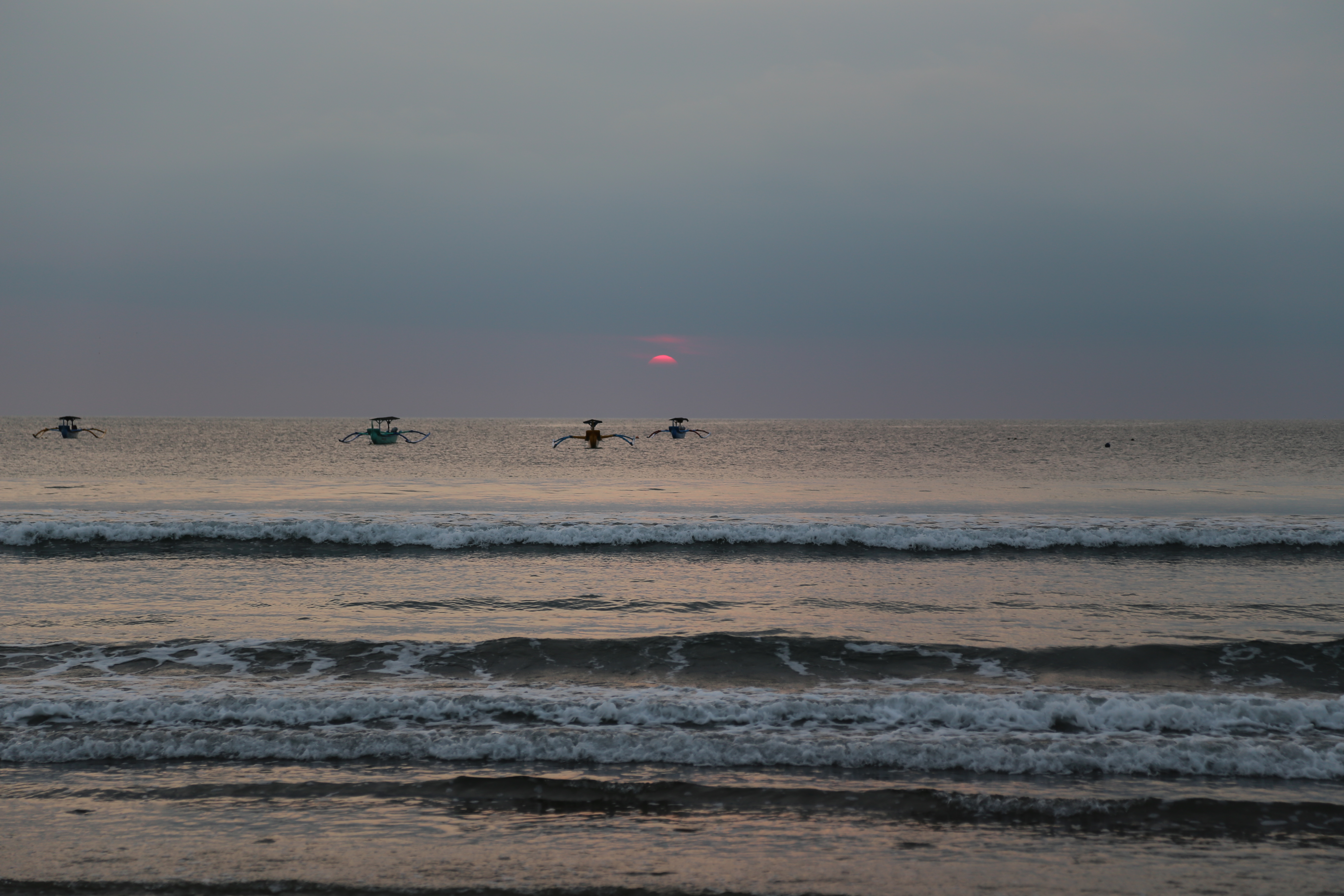 2018 Southeast Asia Trip Day 8 - Kuta, Bali, Indonesia (Playing with Gede, Pura Taman Ayun Temple, Tanah Lot Temple, Eating Babi Guling @ Babi Guling Men Lari, Playing on Kuta Segara Beach, Swimming at Kuta Paradiso Hotel)