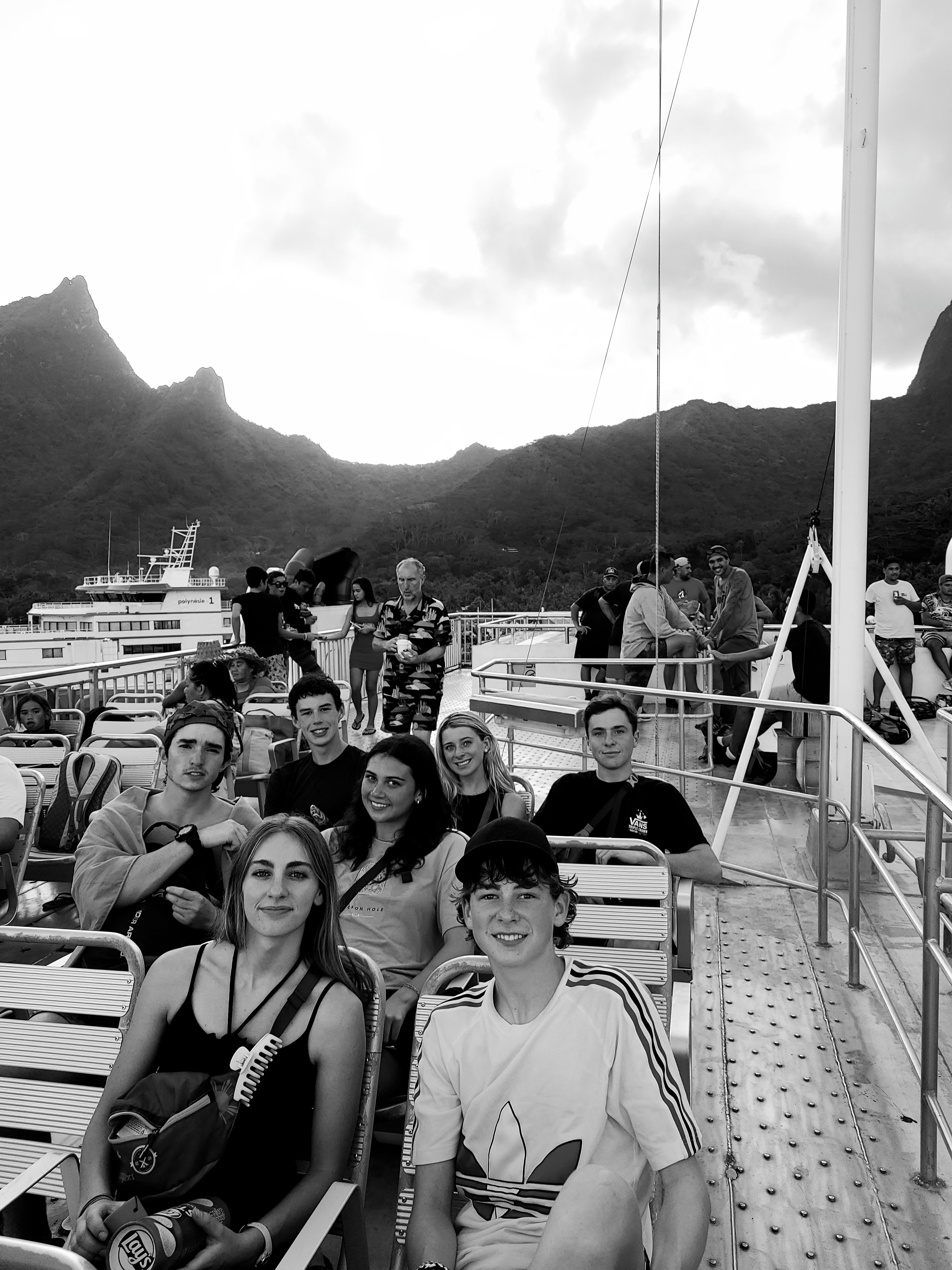 2022 Tahiti Taravao HXP - Day 4 (Kass's Birthday, Swimming with Sharks & Stingrays, Motu Fareone Island, Making Motu Fareone (E'ia Ota), Catching Crabs for 'Alca-Crab', Dance Party on Ferry to Tahiti, Catching Geckos)