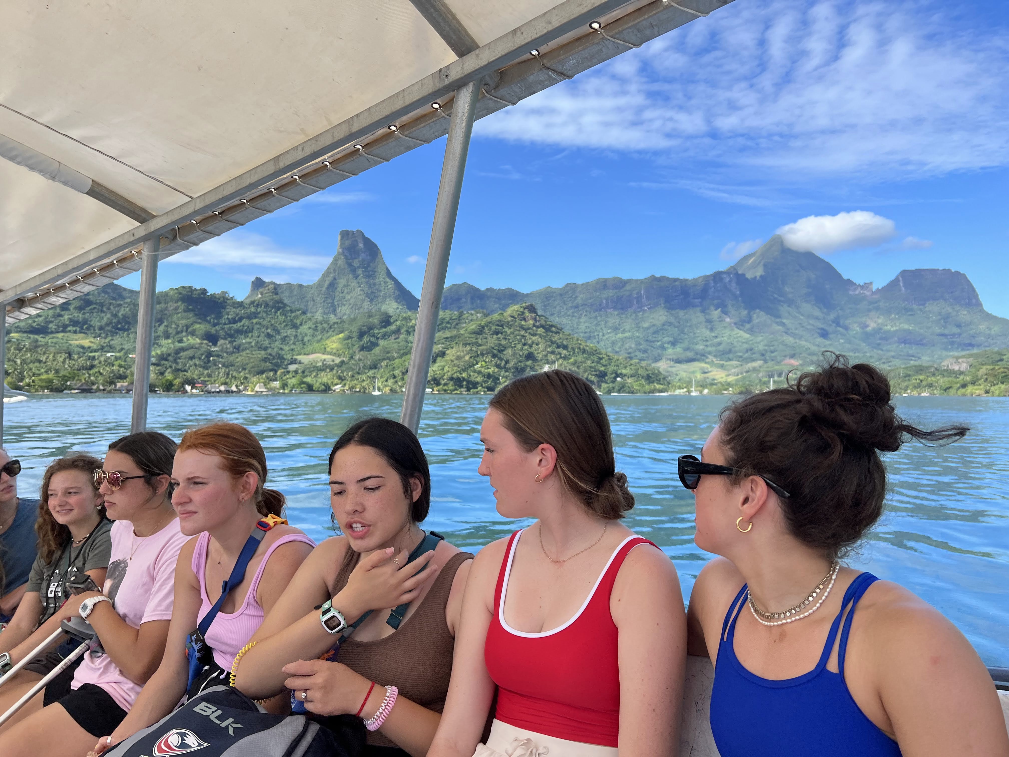 2022 Tahiti Taravao HXP - Day 4 (Kass's Birthday, Swimming with Sharks & Stingrays, Motu Fareone Island, Making Motu Fareone (E'ia Ota), Catching Crabs for 'Alca-Crab', Dance Party on Ferry to Tahiti, Catching Geckos)