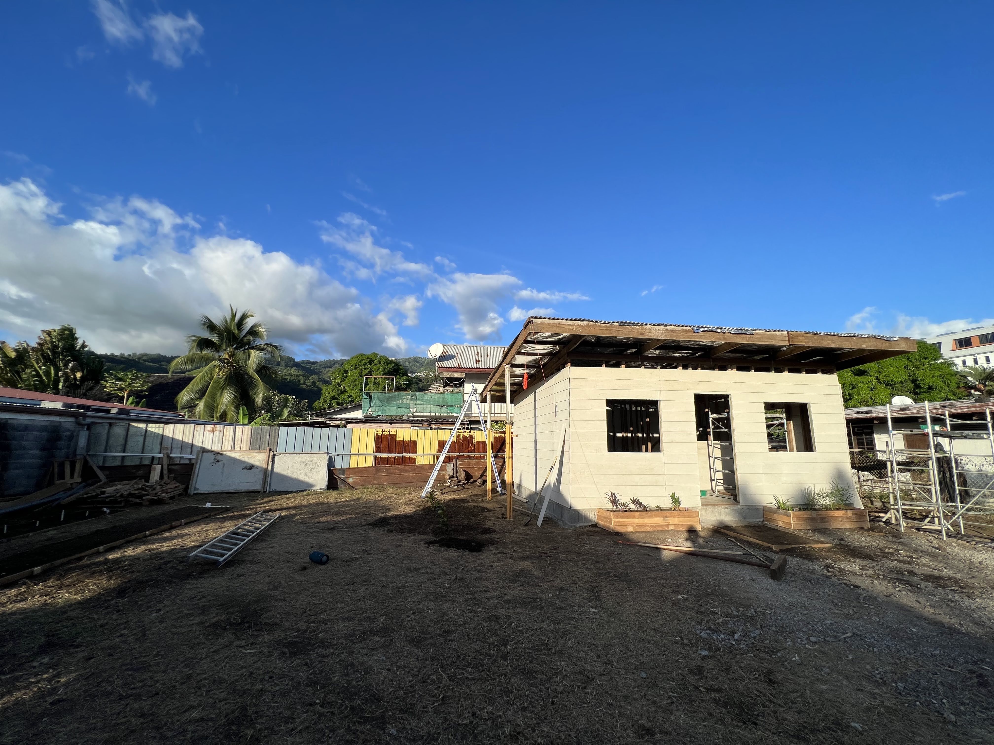 2022 Tahiti Taravao HXP - Day 13 (Work Site Day 6, National TV Station Shows Up to Film, Adding the Roof, Turtle Dies, Testimony Meeting with the Papara Ward & ❤ Bishop Taylor ❤, Shell Necklace Gifts, Tytan Teaching Spikeball (Spiceball!))