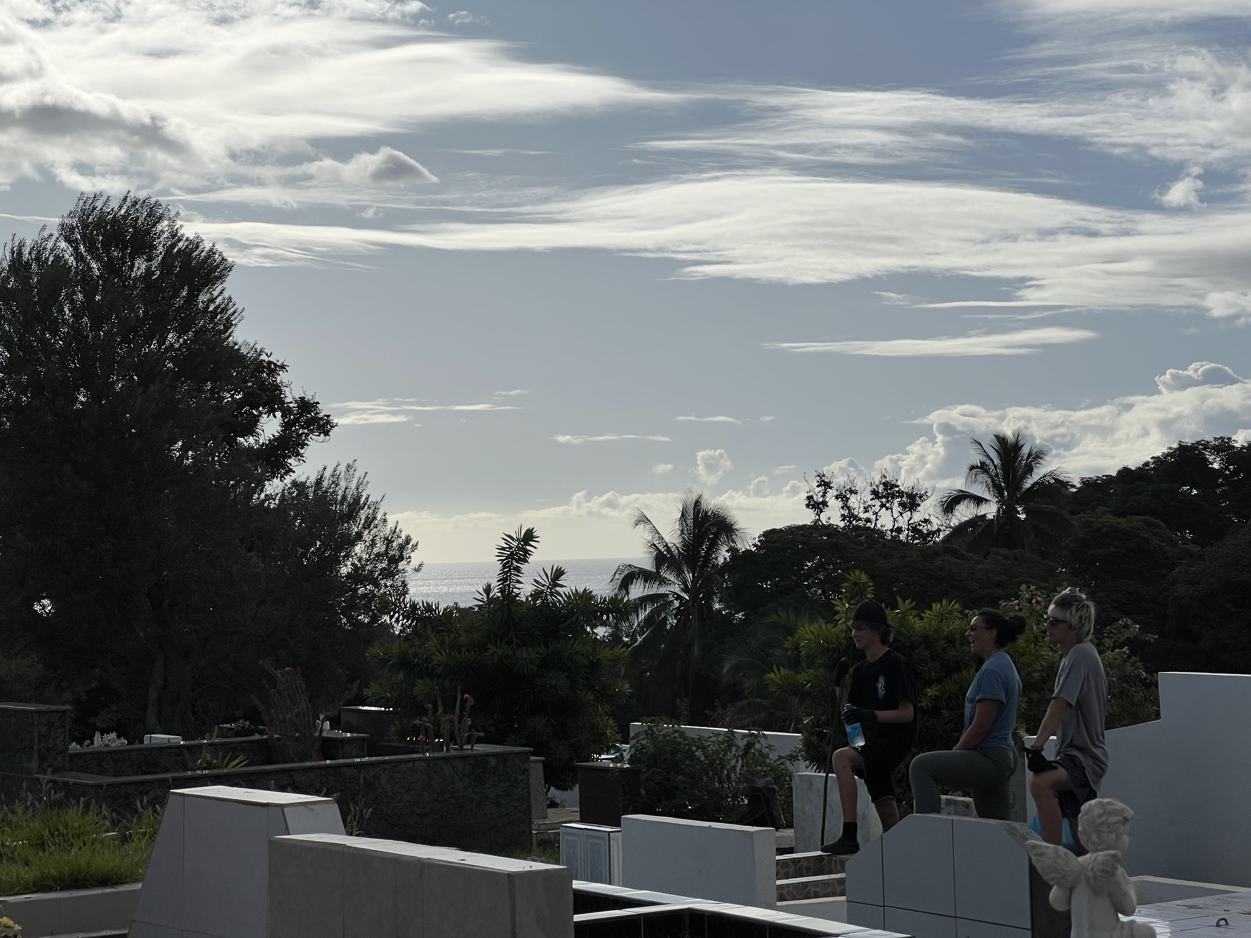 2022 Tahiti Taravao HXP - Day 14 (Cleaning up Papeete Urania Cemetery, Ordering 