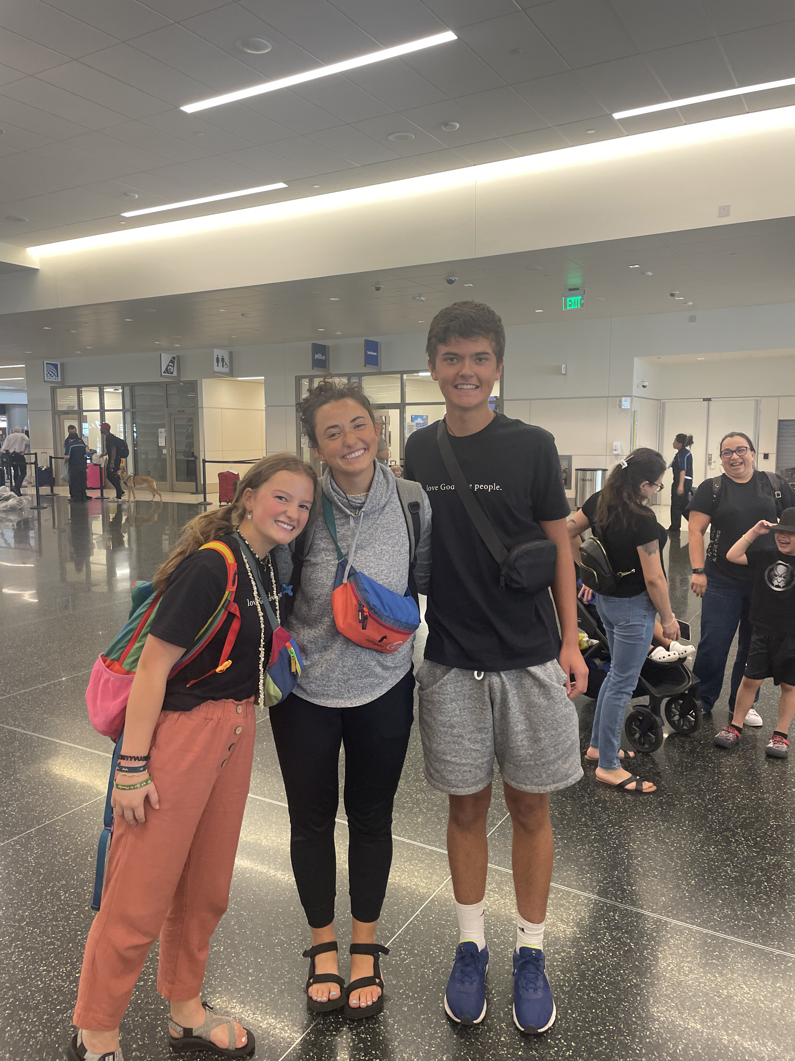 2022 Tahiti Taravao HXP - Day 18 (Flights Home, Cancelled Flights, Insane Lines, Reunions Planned, Lots of Hugs & Tears & Goodbyes, Everyone Makes it Home Eventually, Lifelong Friends, Missing Tahiti & Each Other)