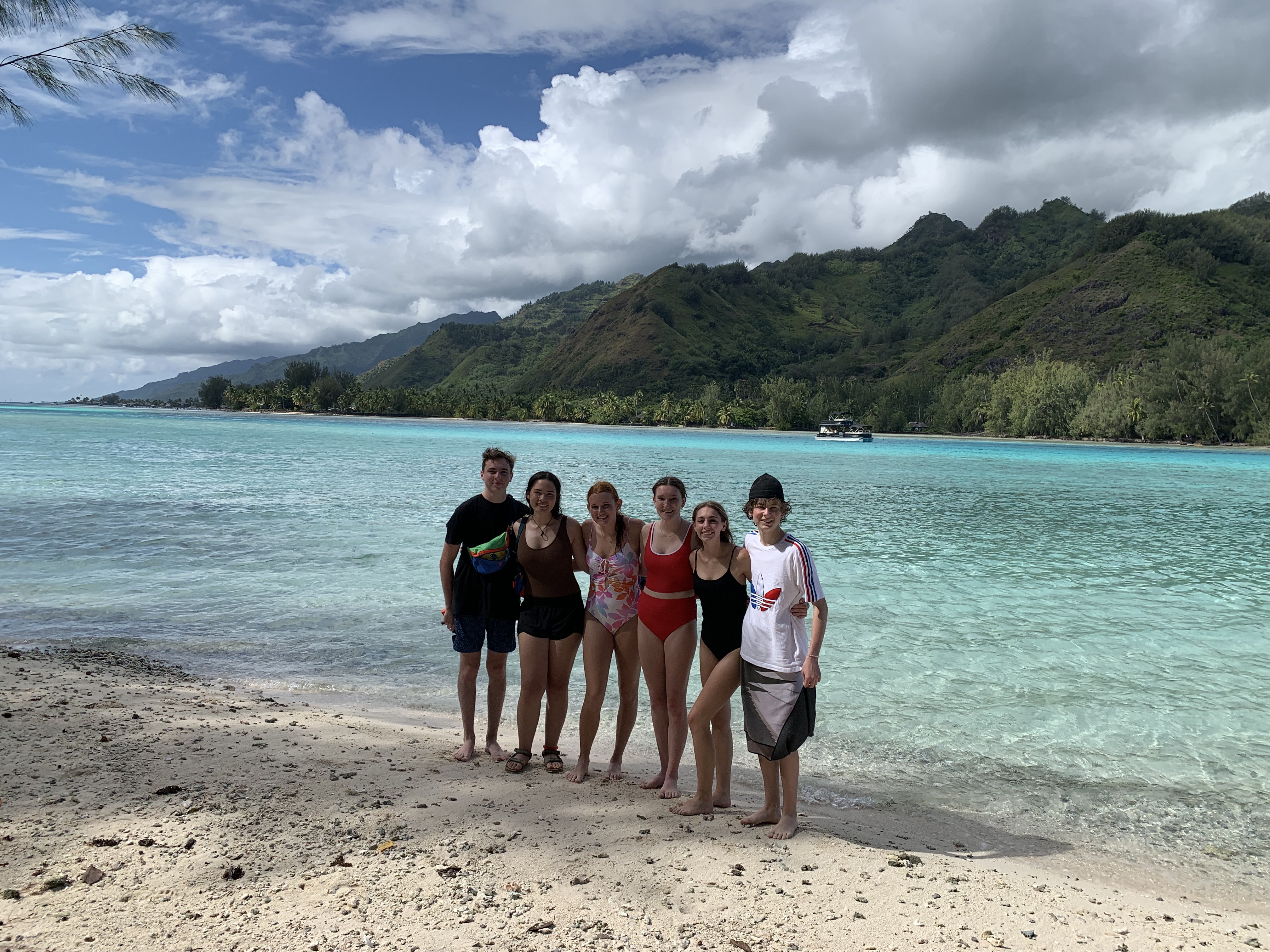 2022 Tahiti Taravao HXP - Day 4 (Kass's Birthday, Swimming with Sharks & Stingrays, Motu Fareone Island, Making Motu Fareone (E'ia Ota), Catching Crabs for 'Alca-Crab', Dance Party on Ferry to Tahiti, Catching Geckos)