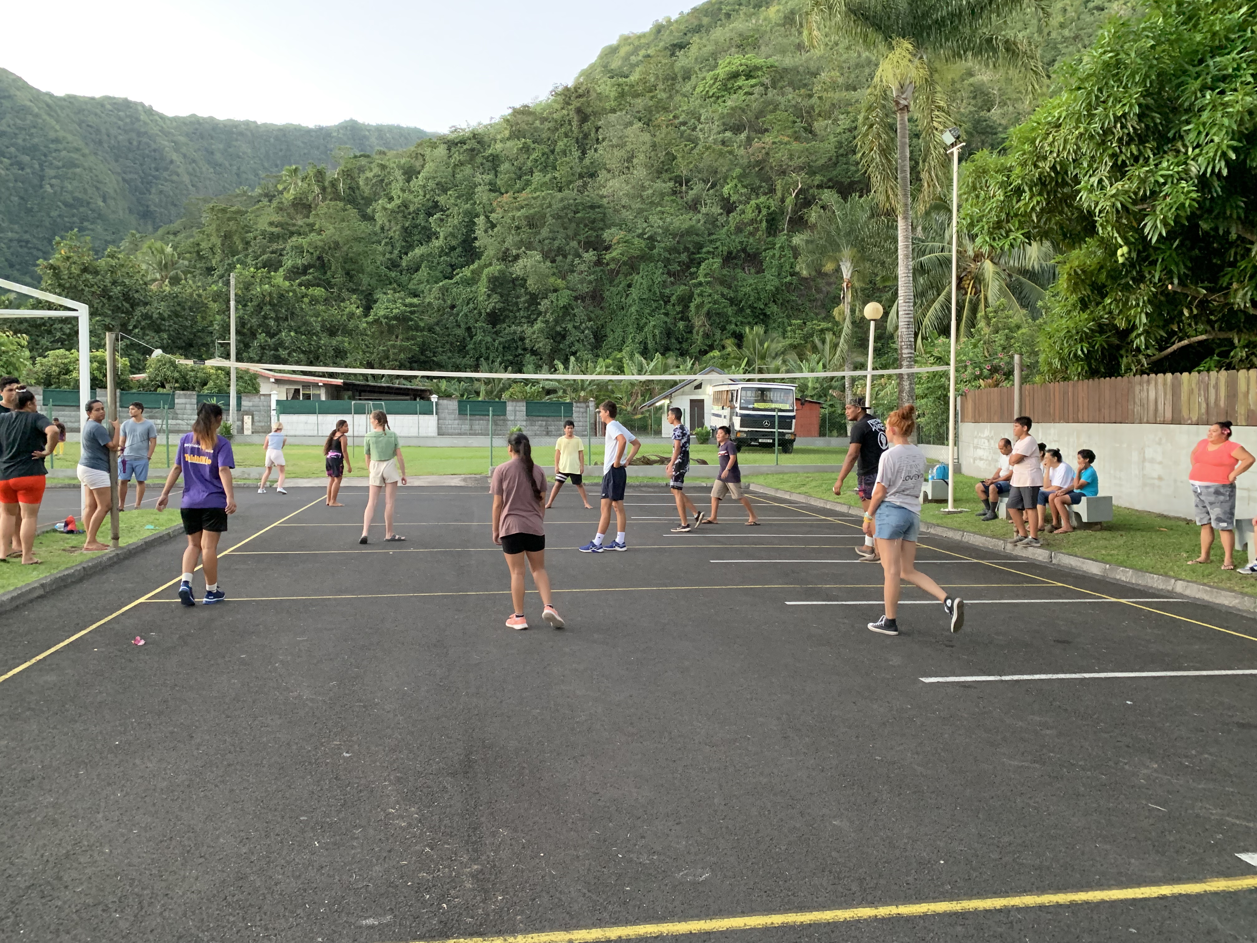 2022 Tahiti Taravao HXP - Day 8 (Poisonous Centipedes, Baguettes, Making Anthony (Bryan) Laugh on Video, Youth Activity / Dinner with the Papara Ward & ❤ Bishop Taylor ❤, Dance Lessons from Bryan, Sea Urchins, Poisonous Puffer Fish, Needlefi