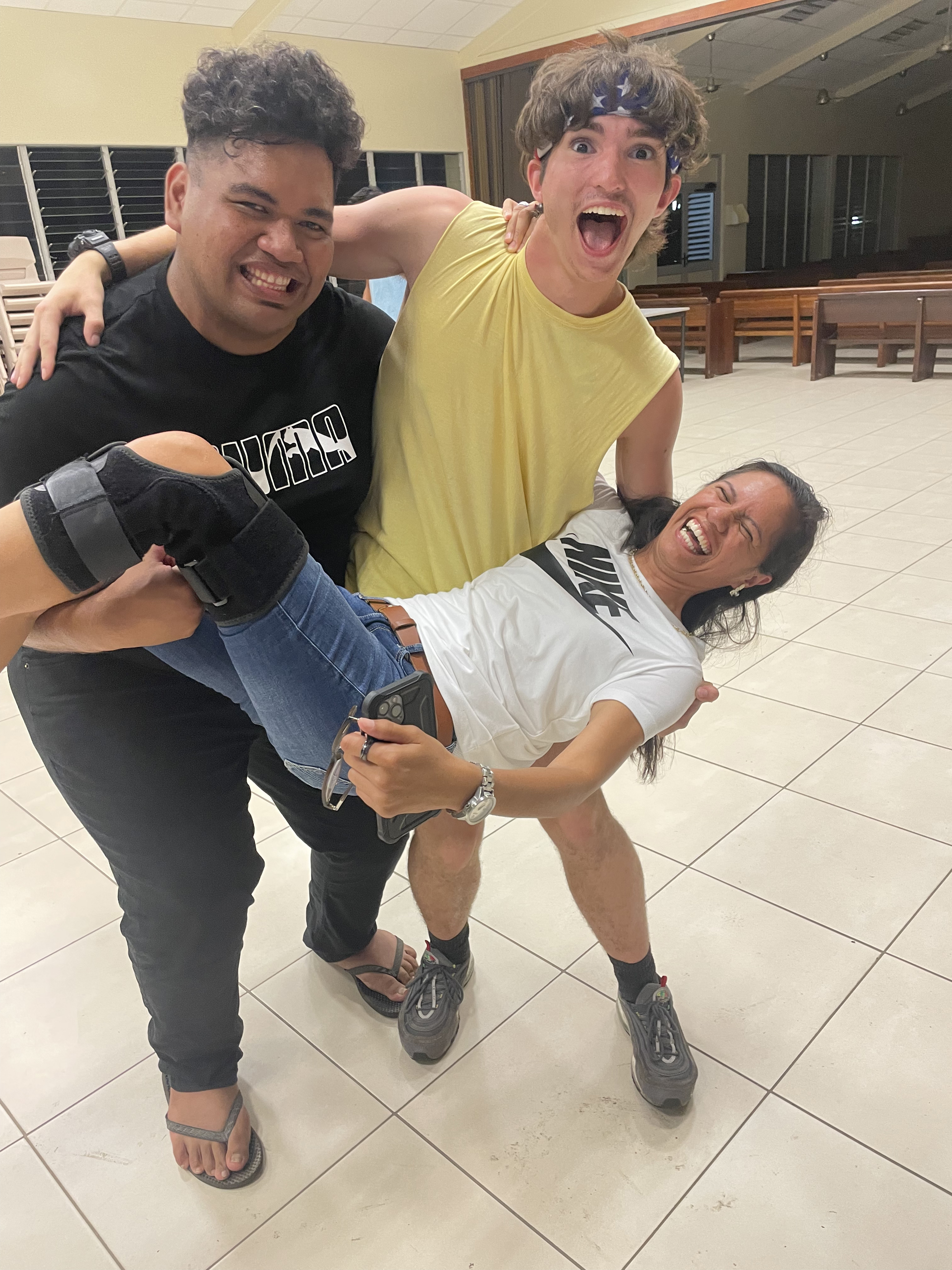 2022 Tahiti Taravao HXP - Day 8 (Poisonous Centipedes, Baguettes, Making Anthony (Bryan) Laugh on Video, Youth Activity / Dinner with the Papara Ward & ❤ Bishop Taylor ❤, Dance Lessons from Bryan, Sea Urchins, Poisonous Puffer Fish, Needlefi