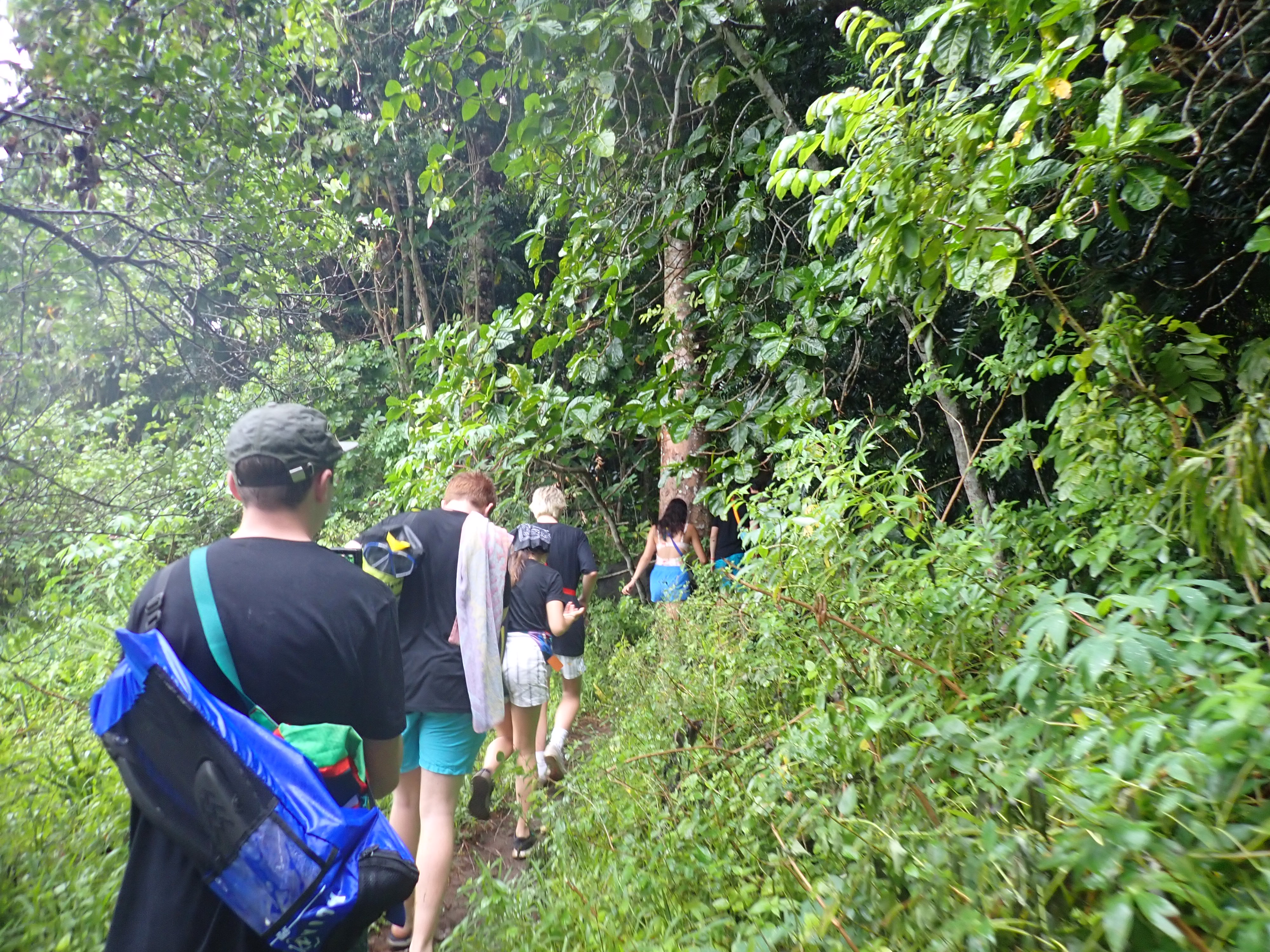 2022 Tahiti Taravao HXP - Day 2 (Arrival in Tahiti!, Narii & Escuela Teach us a Tahitian Dance, Ferry to Mo'orea / Moorea, Hiking, 18 in Small Truck, Va'a Canoes, Crepes)