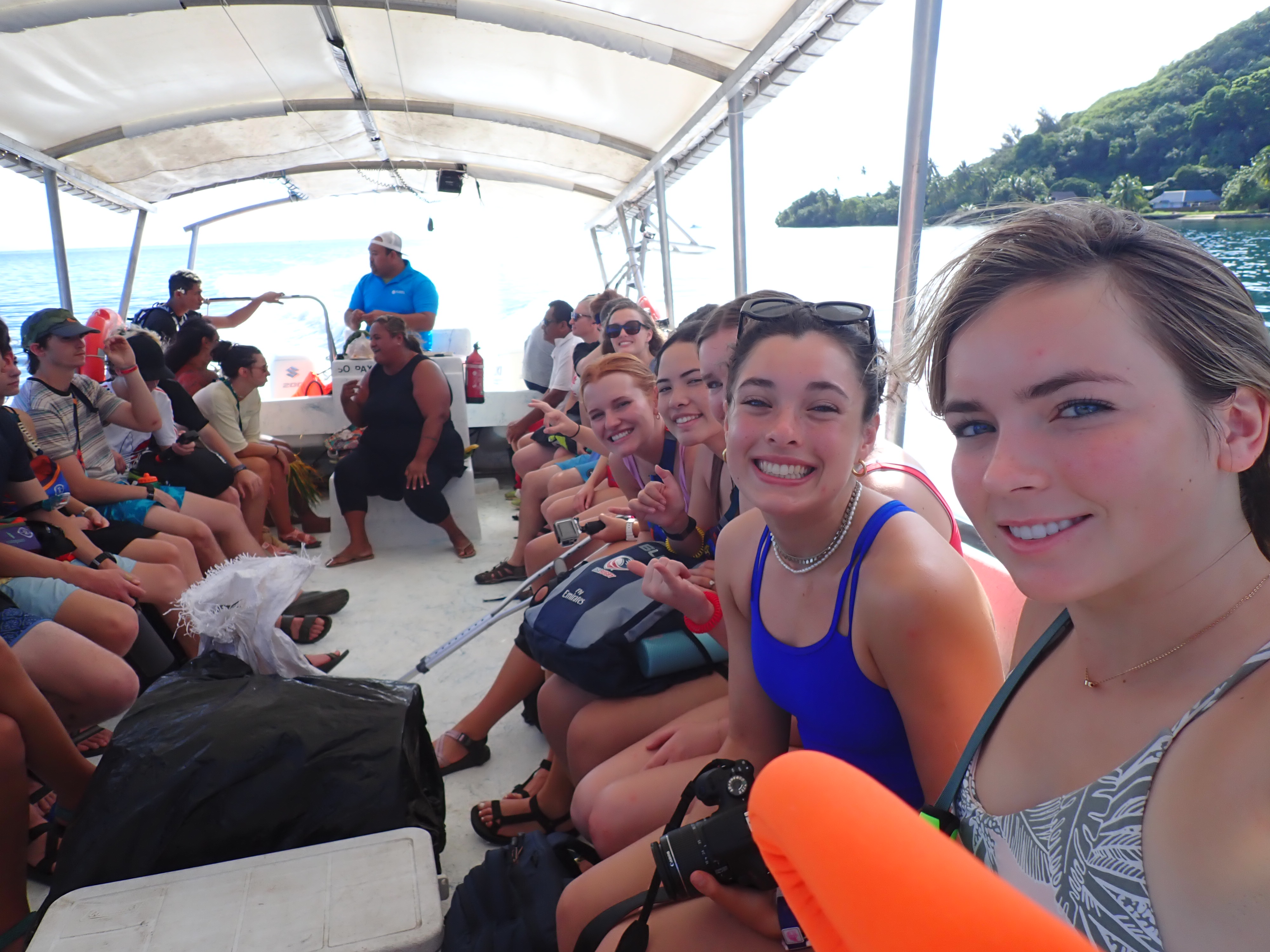 2022 Tahiti Taravao HXP - Day 4 (Kass's Birthday, Swimming with Sharks & Stingrays, Motu Fareone Island, Making Motu Fareone (E'ia Ota), Catching Crabs for 'Alca-Crab', Dance Party on Ferry to Tahiti, Catching Geckos)