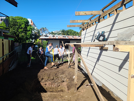 2022 Tahiti Taravao HXP - Day 13 (Work Site Day 6, National TV Station Shows Up to Film, Adding the Roof, Turtle Dies, Testimony Meeting with the Papara Ward & ❤ Bishop Taylor ❤, Shell Necklace Gifts, Tytan Teaching Spikeball (Spiceball!))