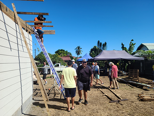 2022 Tahiti Taravao HXP - Day 13 (Work Site Day 6, National TV Station Shows Up to Film, Adding the Roof, Turtle Dies, Testimony Meeting with the Papara Ward & ❤ Bishop Taylor ❤, Shell Necklace Gifts, Tytan Teaching Spikeball (Spiceball!))