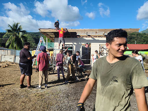 2022 Tahiti Taravao HXP - Day 13 (Work Site Day 6, National TV Station Shows Up to Film, Adding the Roof, Turtle Dies, Testimony Meeting with the Papara Ward & ❤ Bishop Taylor ❤, Shell Necklace Gifts, Tytan Teaching Spikeball (Spiceball!))