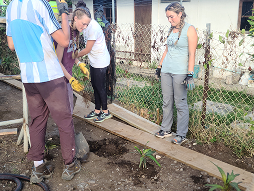 2022 Tahiti Taravao HXP - Day 13 (Work Site Day 6, National TV Station Shows Up to Film, Adding the Roof, Turtle Dies, Testimony Meeting with the Papara Ward & ❤ Bishop Taylor ❤, Shell Necklace Gifts, Tytan Teaching Spikeball (Spiceball!))