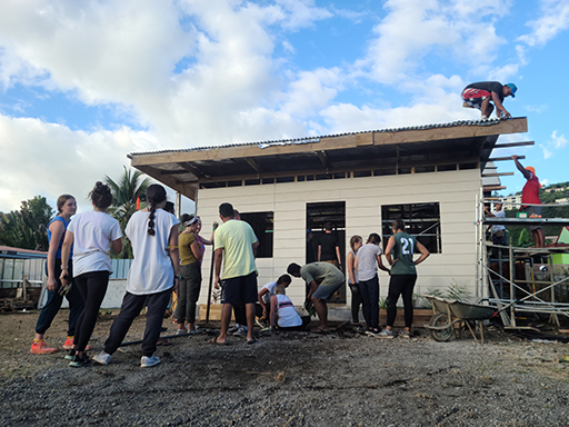 2022 Tahiti Taravao HXP - Day 13 (Work Site Day 6, National TV Station Shows Up to Film, Adding the Roof, Turtle Dies, Testimony Meeting with the Papara Ward & ❤ Bishop Taylor ❤, Shell Necklace Gifts, Tytan Teaching Spikeball (Spiceball!))