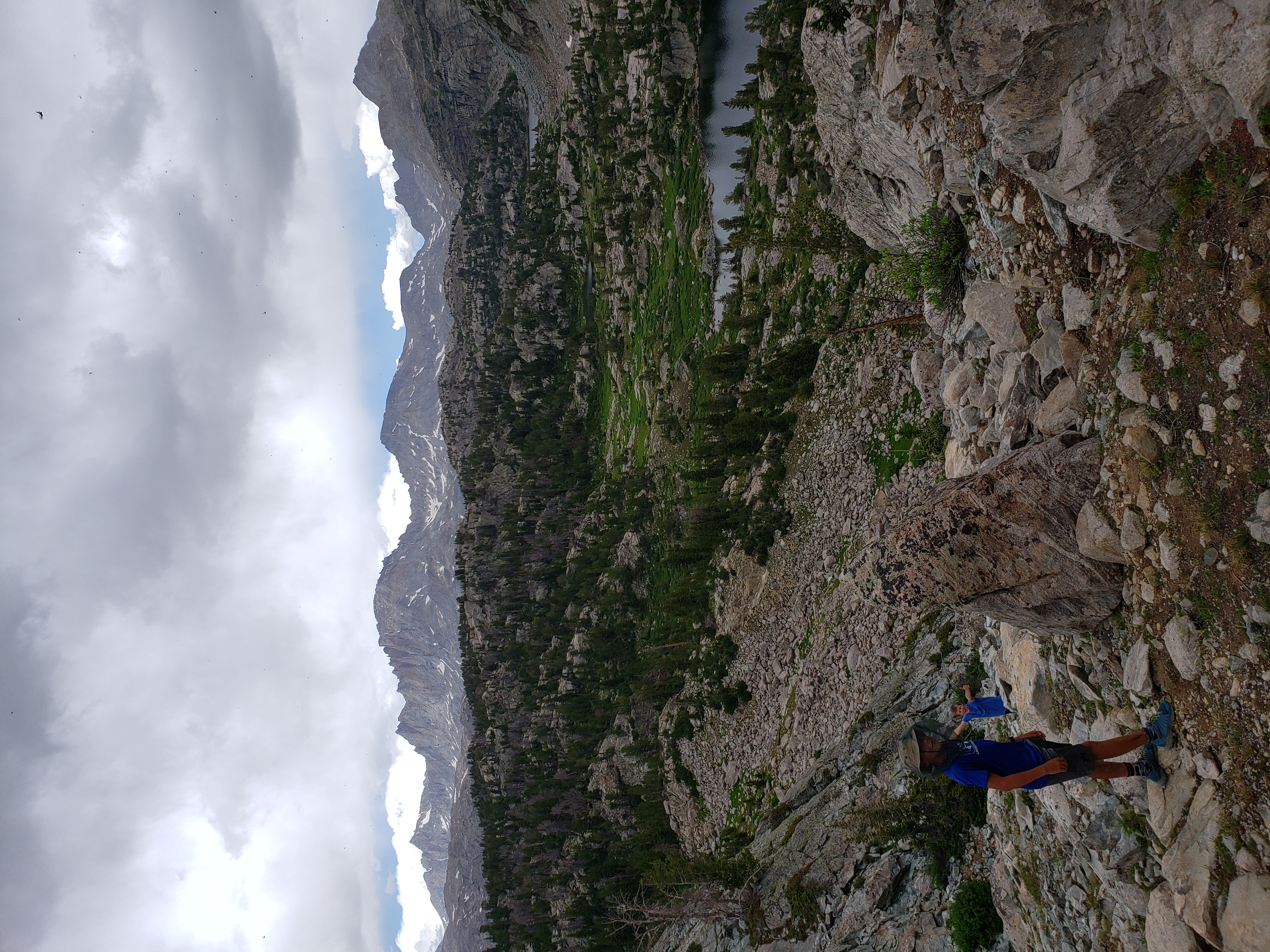 2022 Wind River Trip - Day 2 (Sapphire Lake to Island Lake, Titcomb Basin)