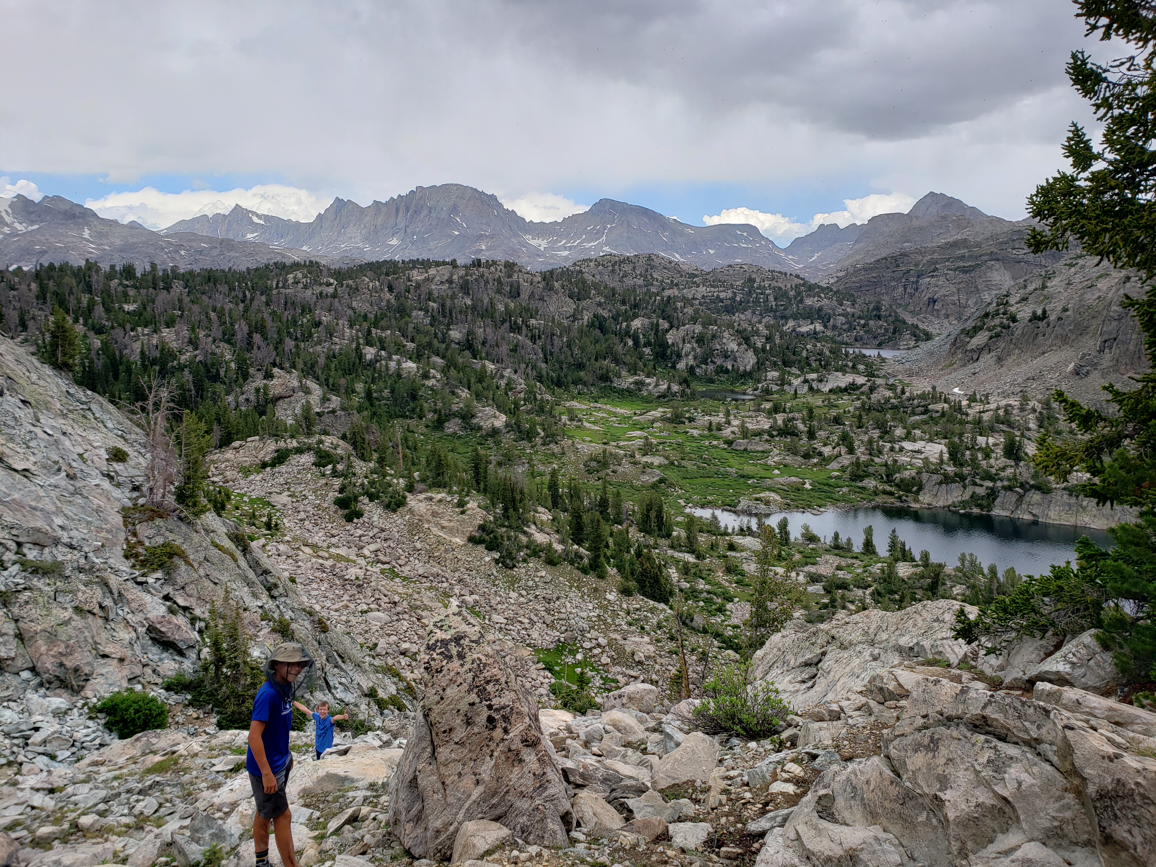 2022 Wind River Trip - Day 2 (Sapphire Lake to Island Lake, Titcomb Basin)