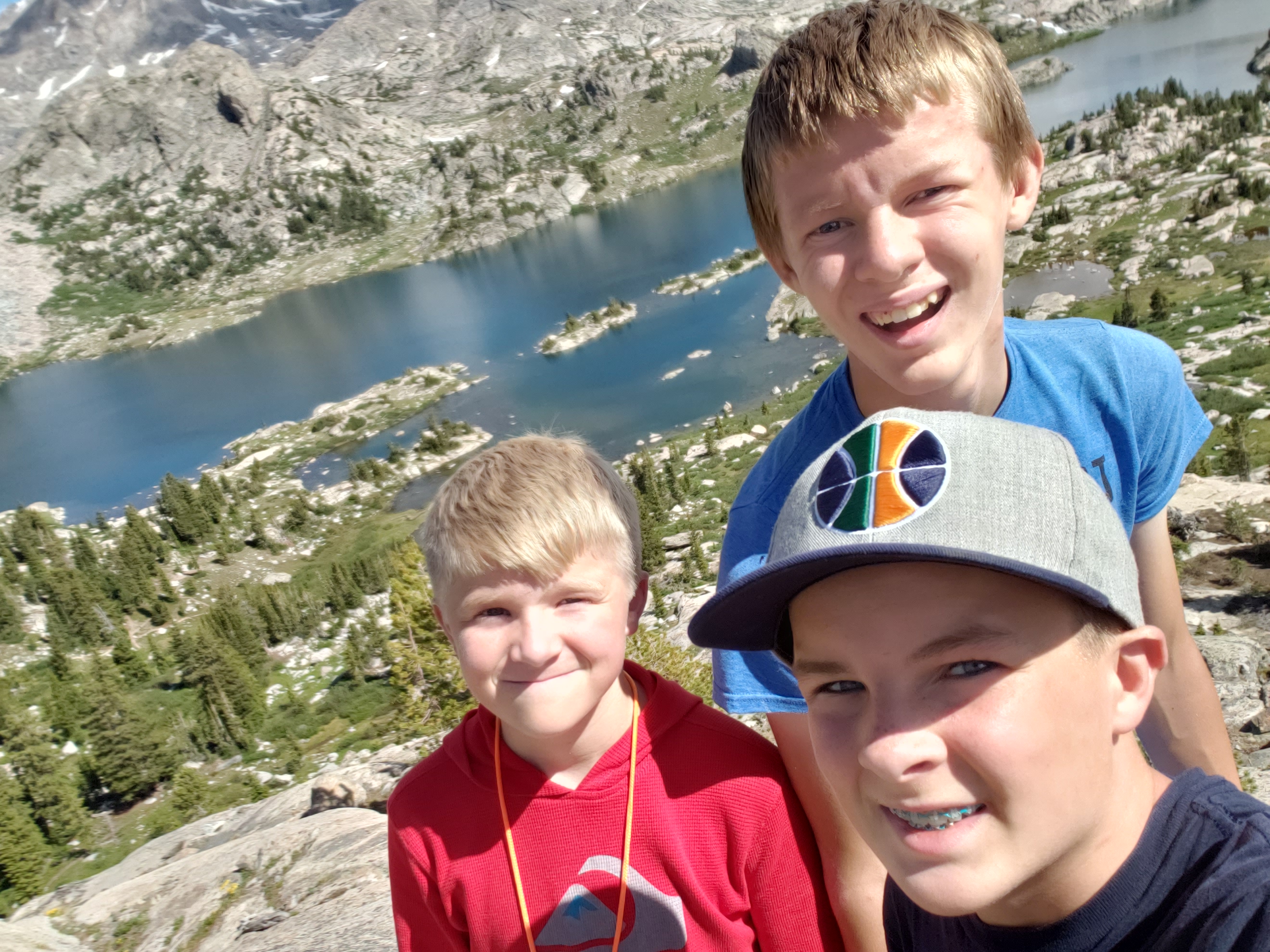 2022 Wind River Trip - Day 2 (Sapphire Lake to Island Lake, Titcomb Basin)