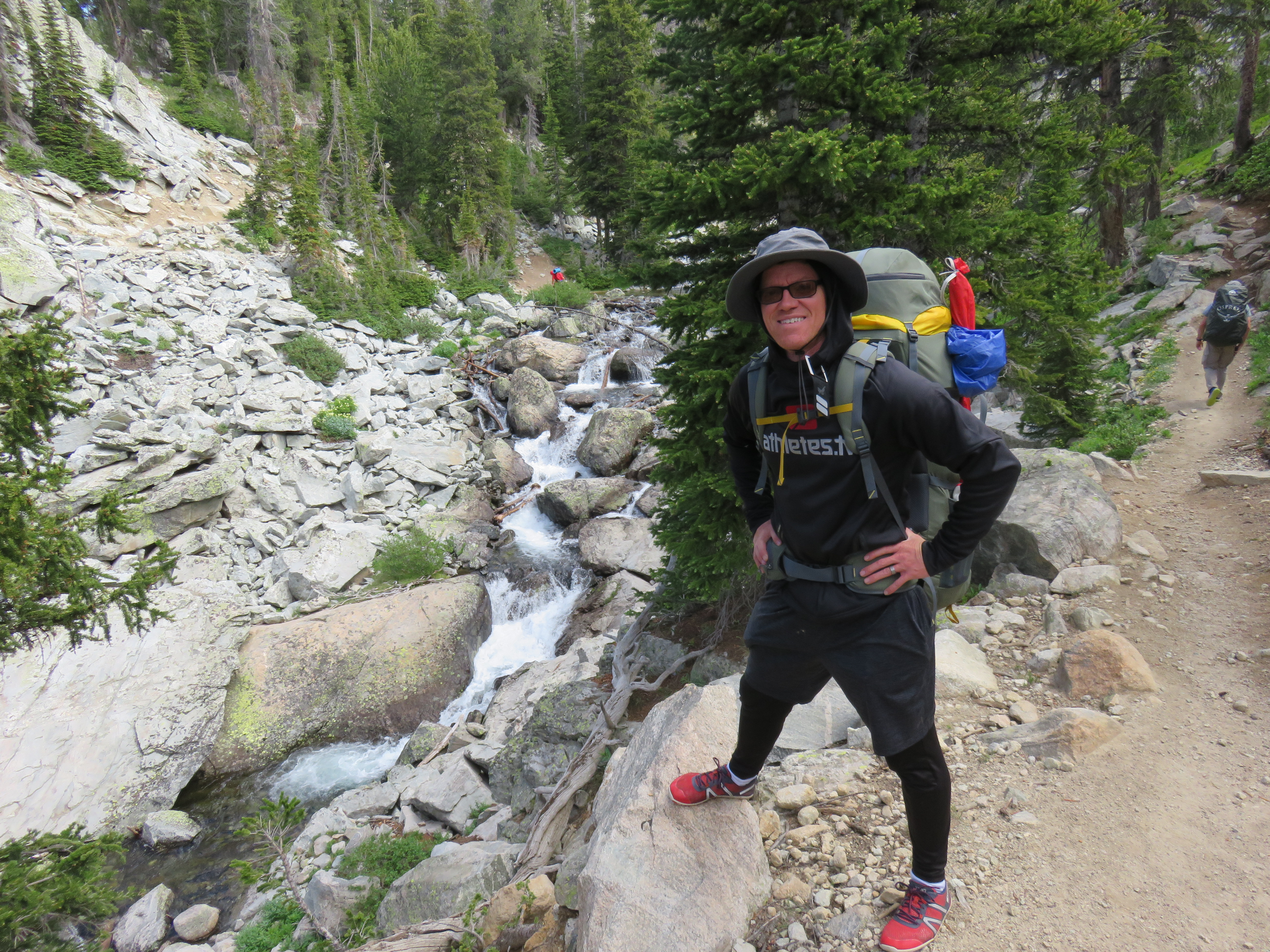 2022 Wind River Trip - Day 2 (Sapphire Lake to Island Lake, Titcomb Basin)