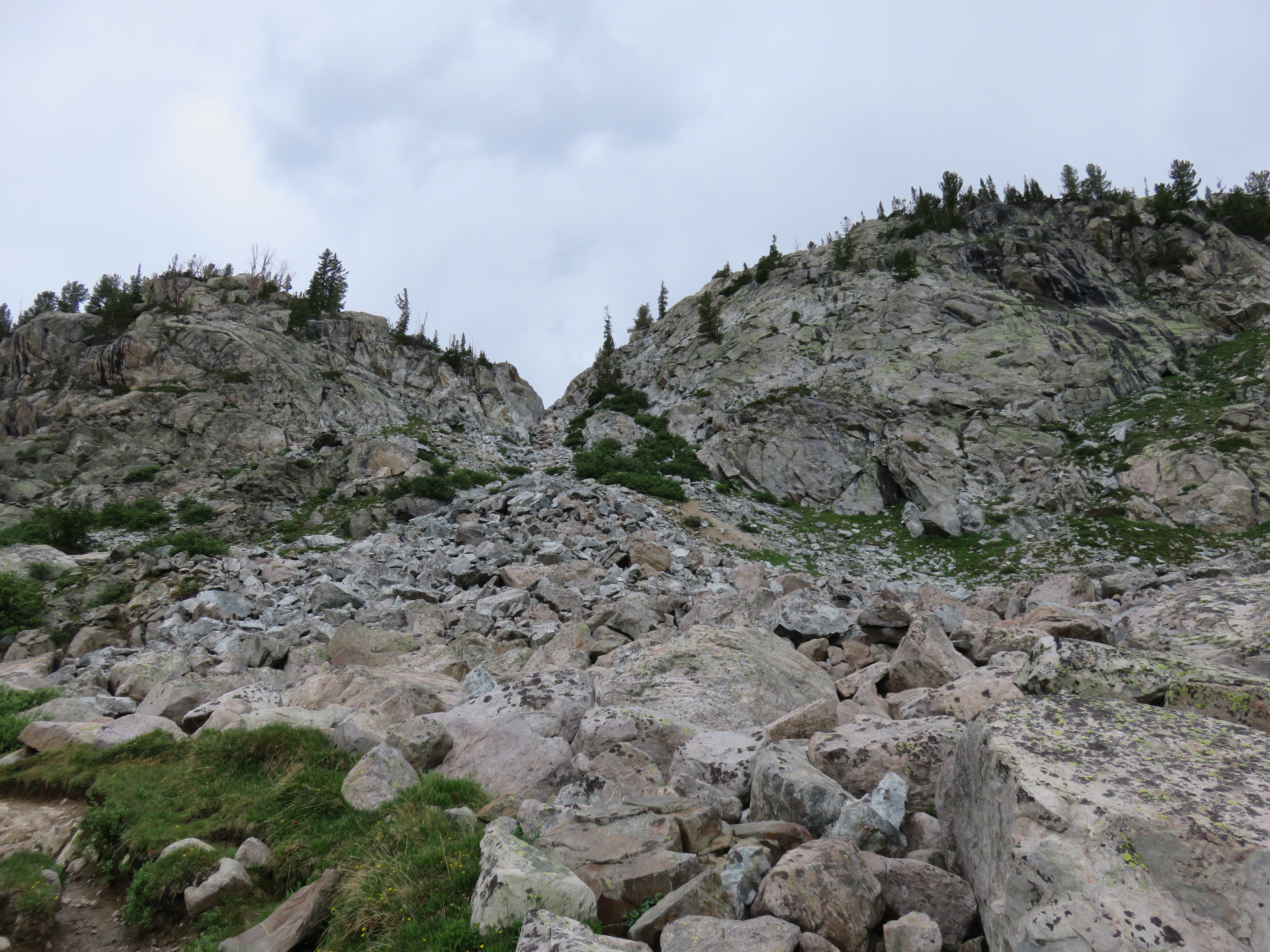 2022 Wind River Trip - Day 2 (Sapphire Lake to Island Lake, Titcomb Basin)