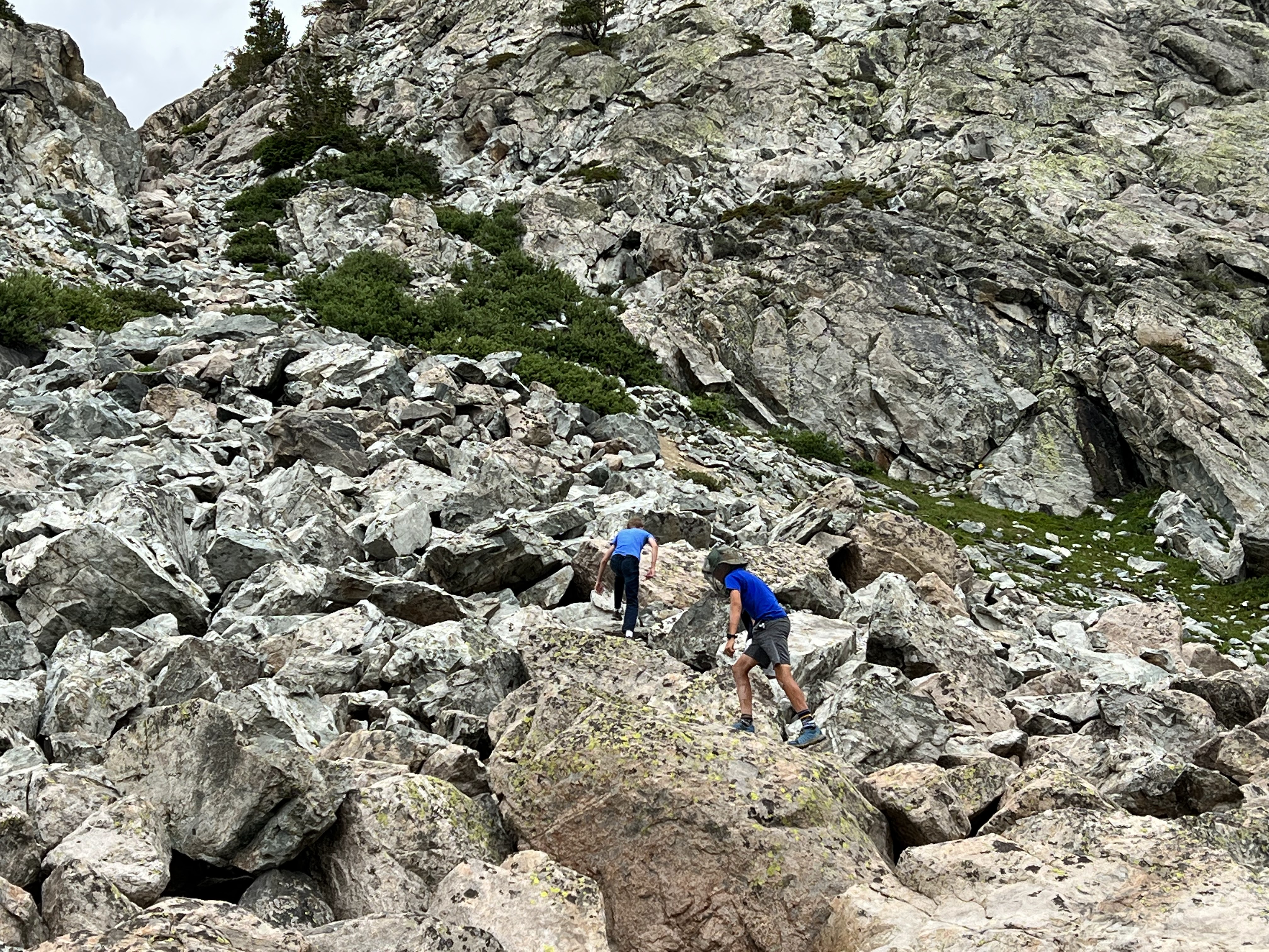 2022 Wind River Trip - Day 2 (Sapphire Lake to Island Lake, Titcomb Basin)