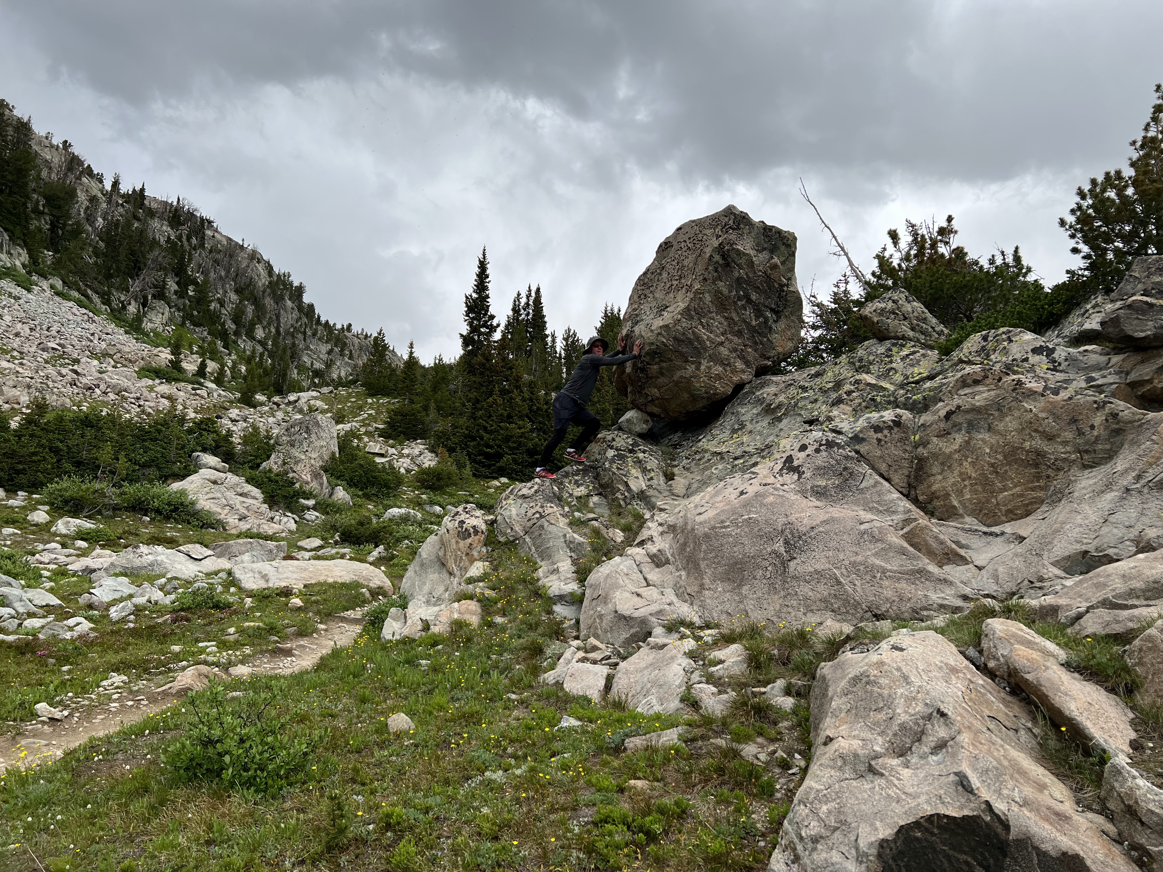 2022 Wind River Trip - Day 2 (Sapphire Lake to Island Lake, Titcomb Basin)