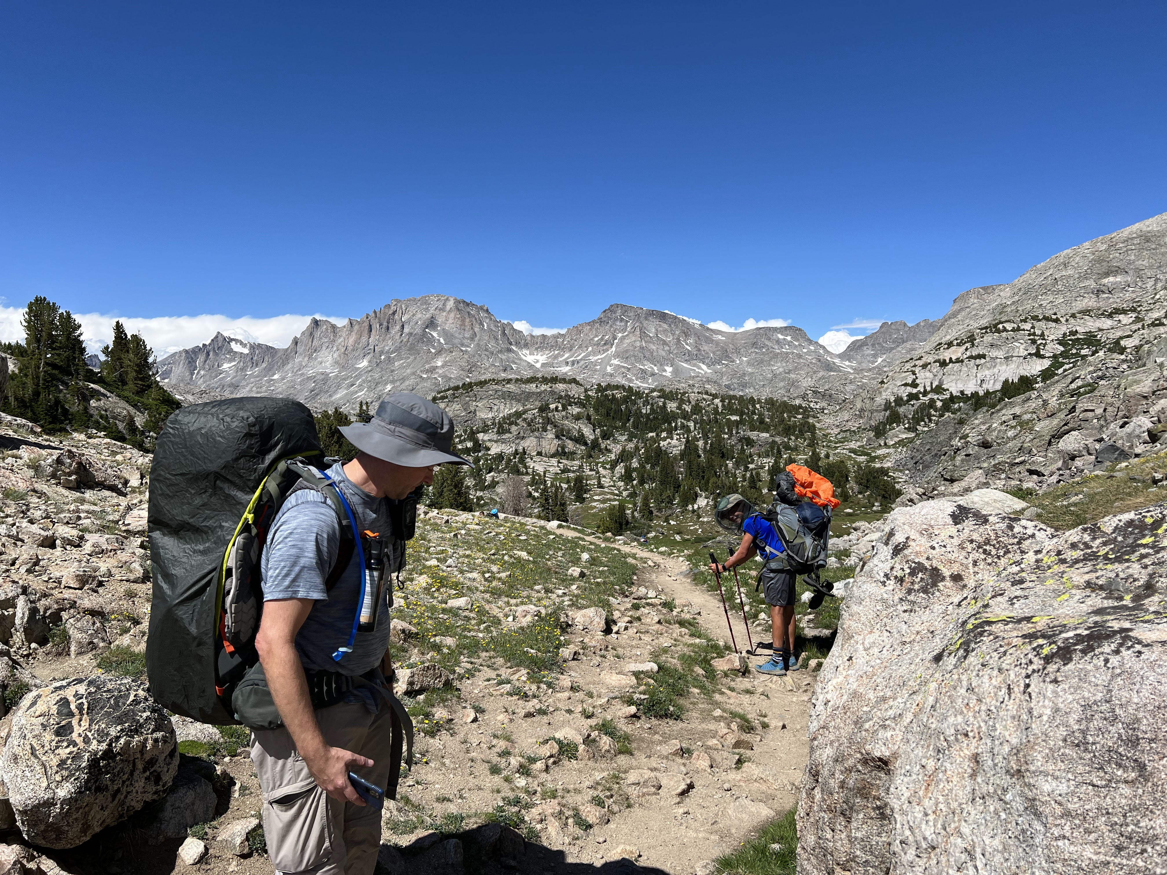 2022 Wind River Trip - Day 2 (Sapphire Lake to Island Lake, Titcomb Basin)